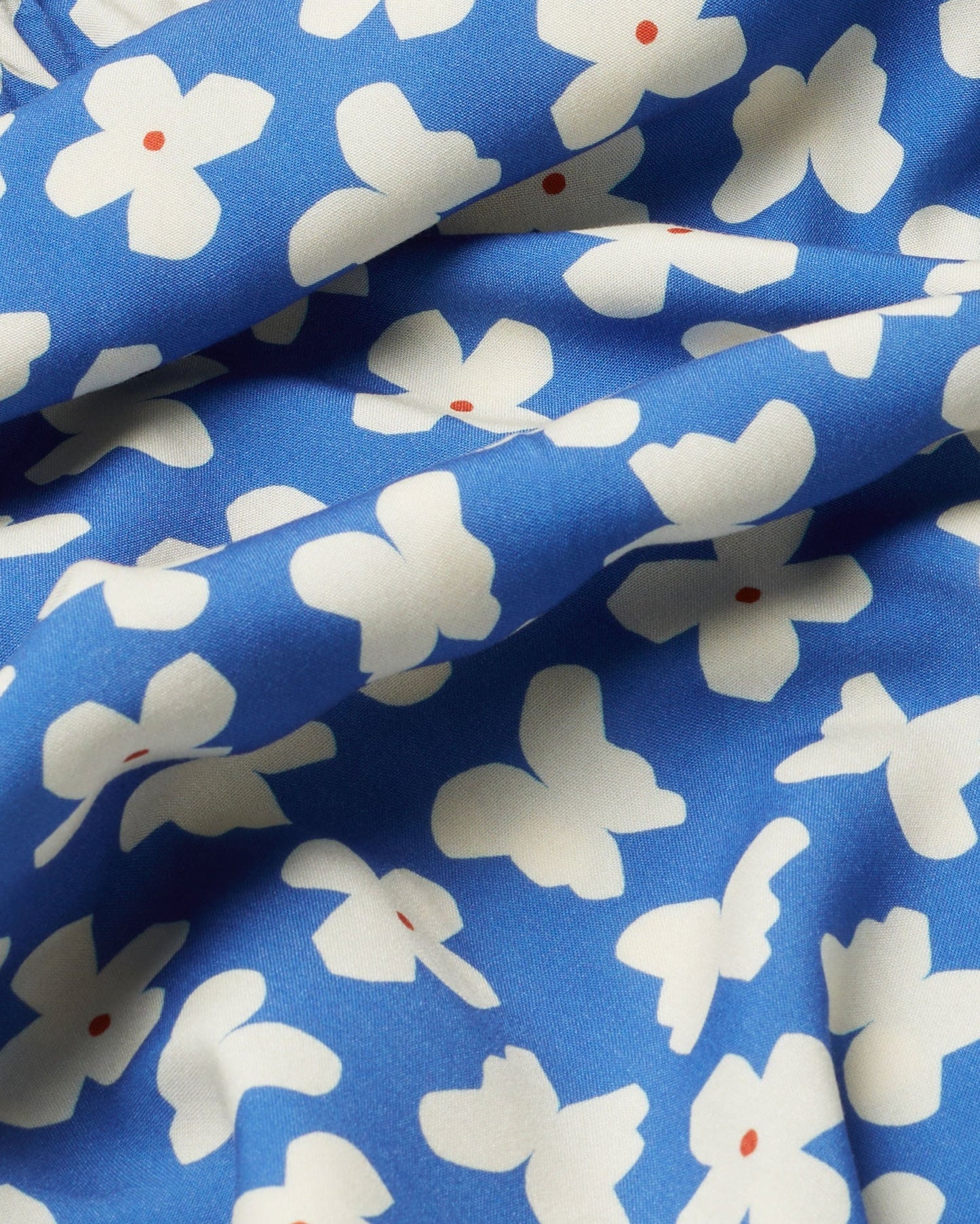 Robe midi à motifs en ecovero | bleu 'small butterfly camelia dress'