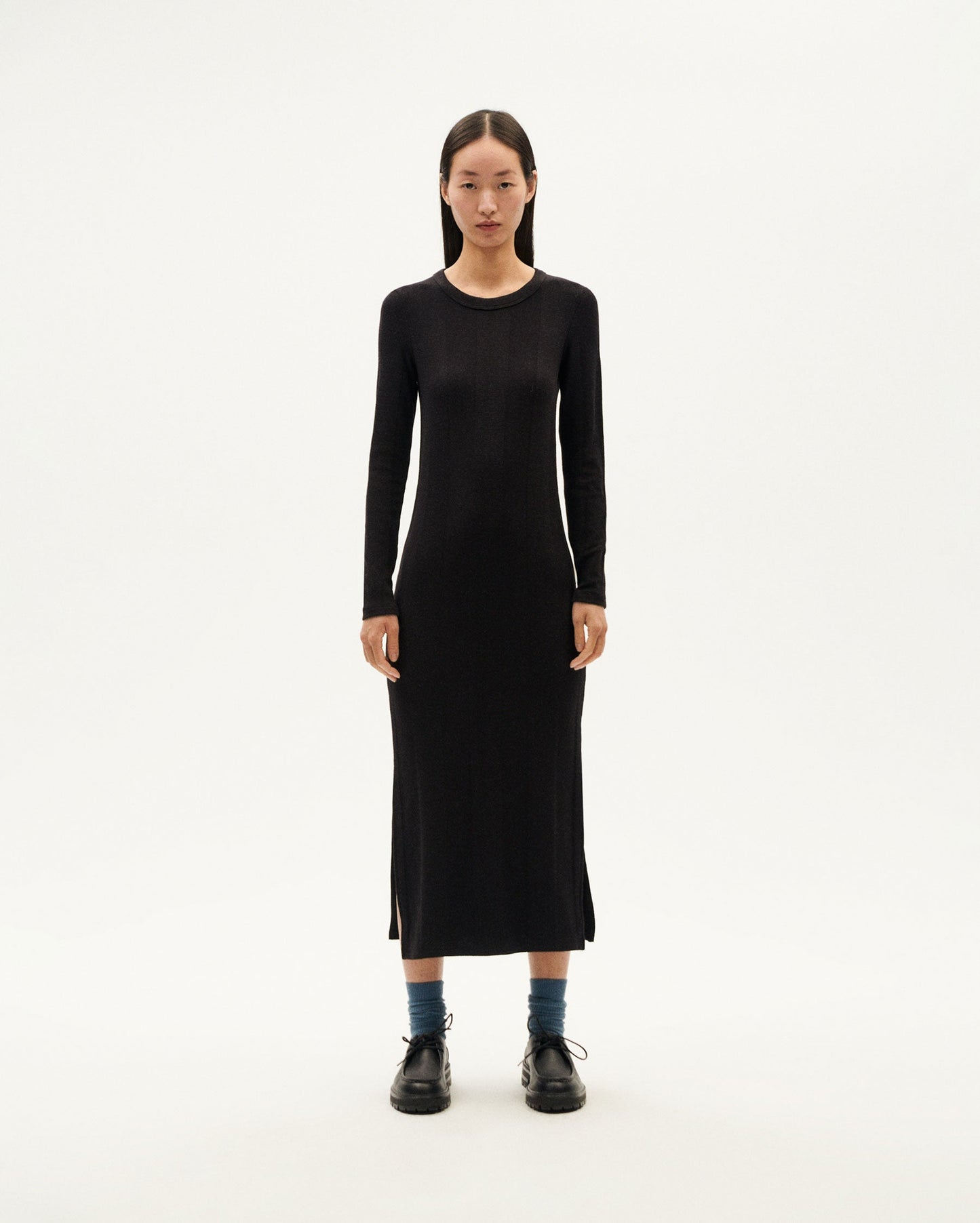 Robe en mélange coton bio, laine et fibres recyclés | noir "black gina dress - black"