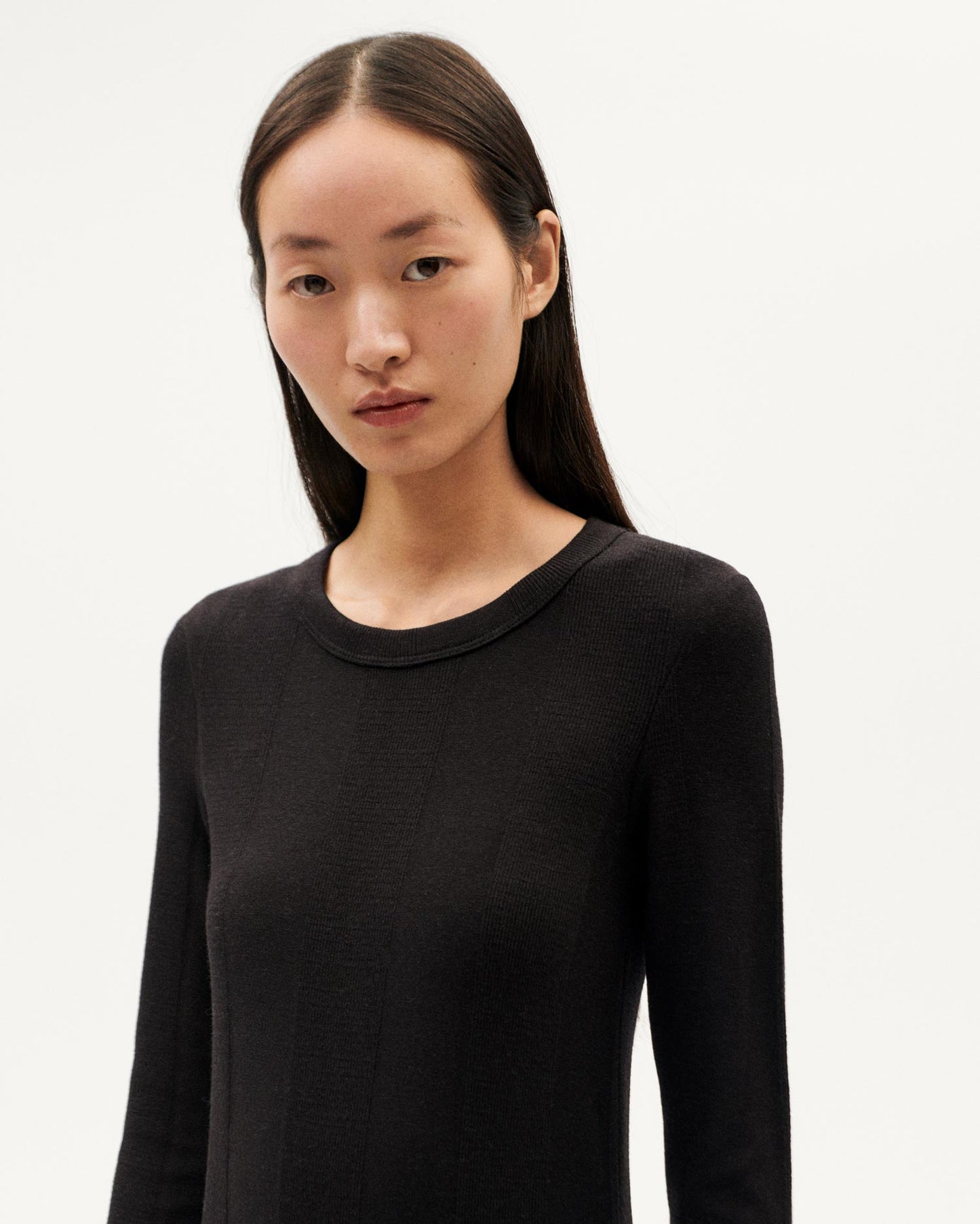 Robe en mélange coton bio, laine et fibres recyclés | noir "black gina dress - black"