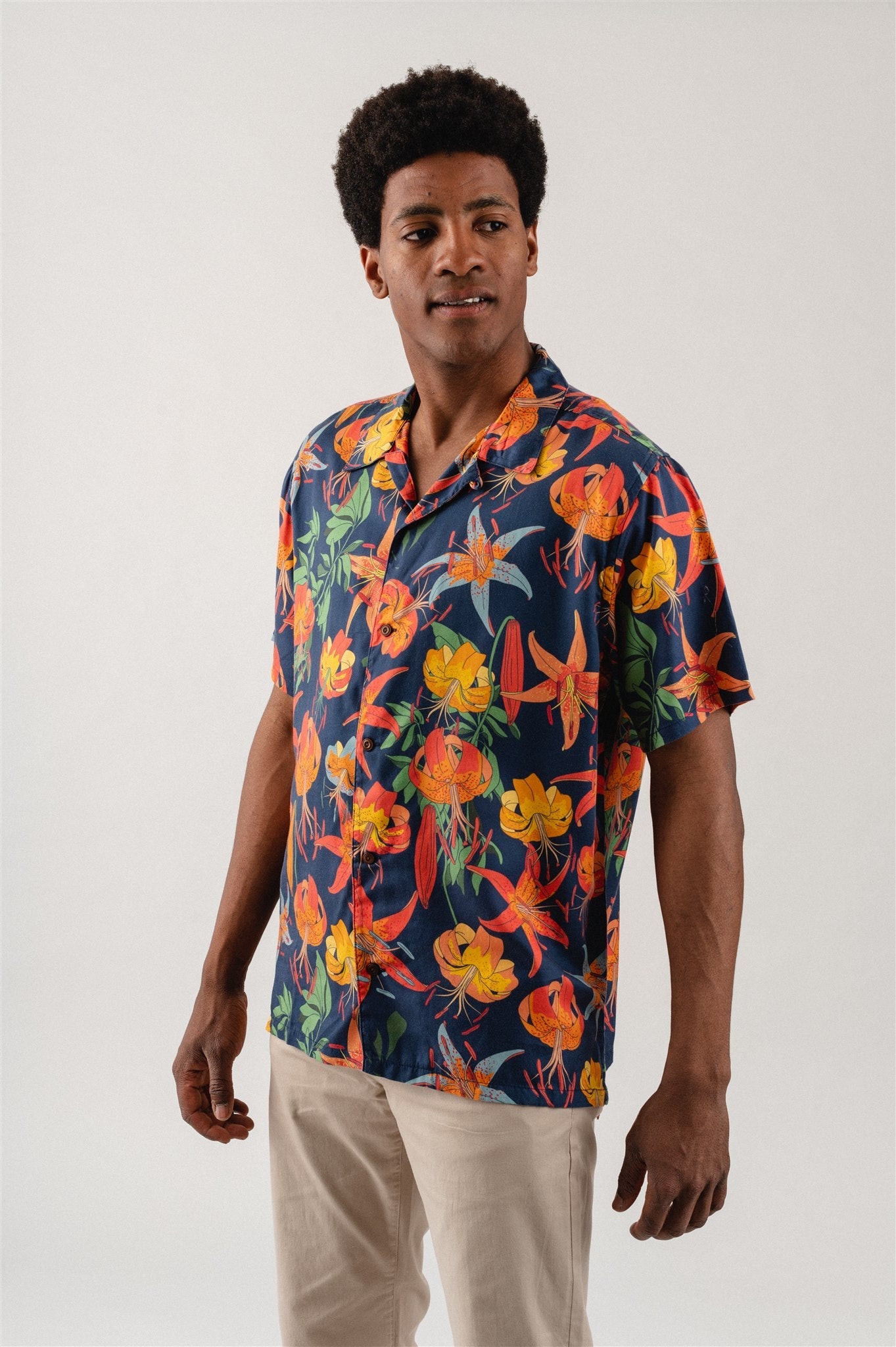 Chemise manches courtes en coton bio - Arvid Lilies deep blue
