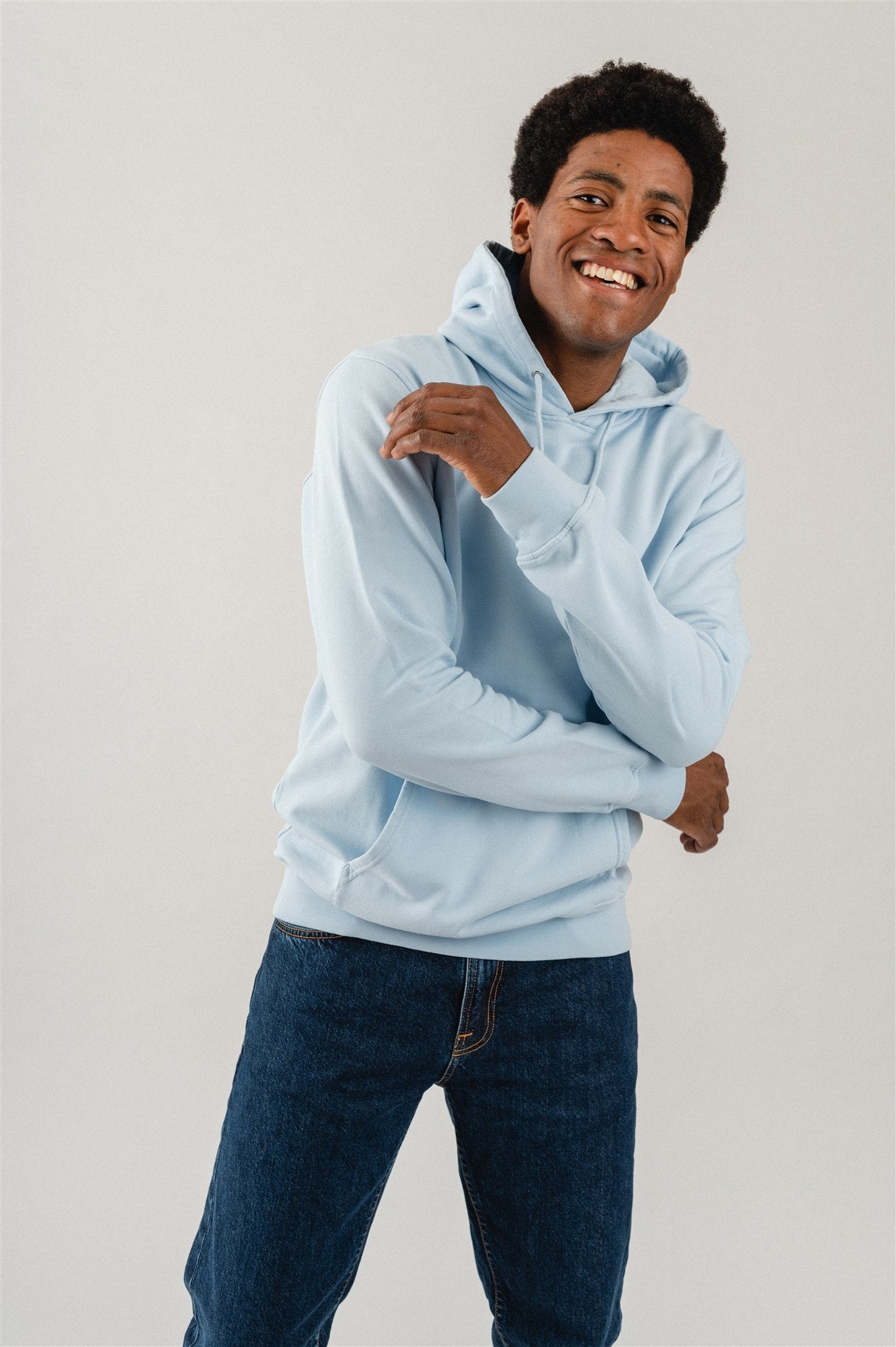 Sweat à capuche en coton bio | bleu 'Polar blue'