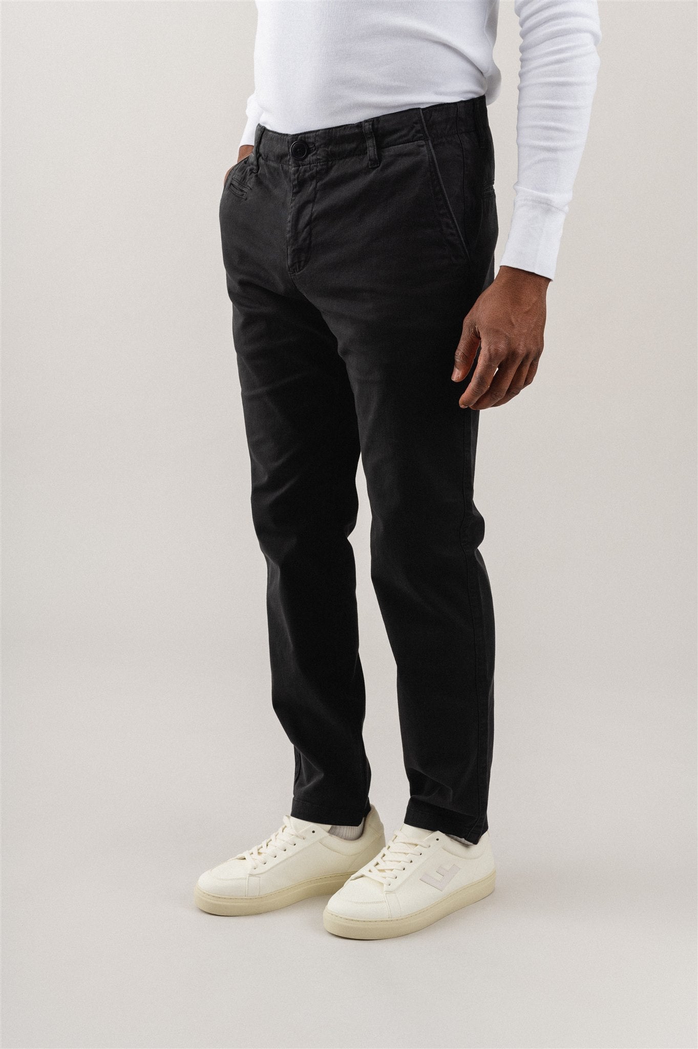 Chino noir en coton bio - chuck black jet