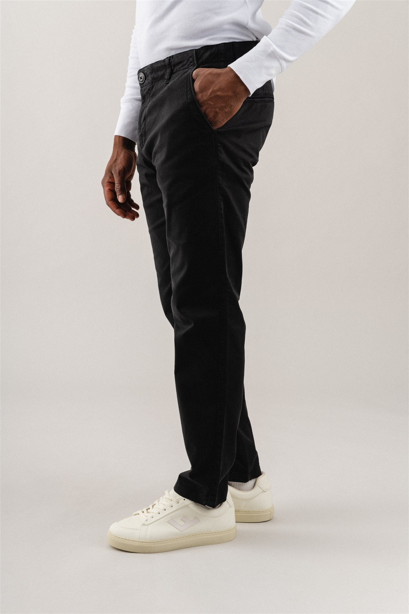 Chino noir en coton bio - chuck black jet