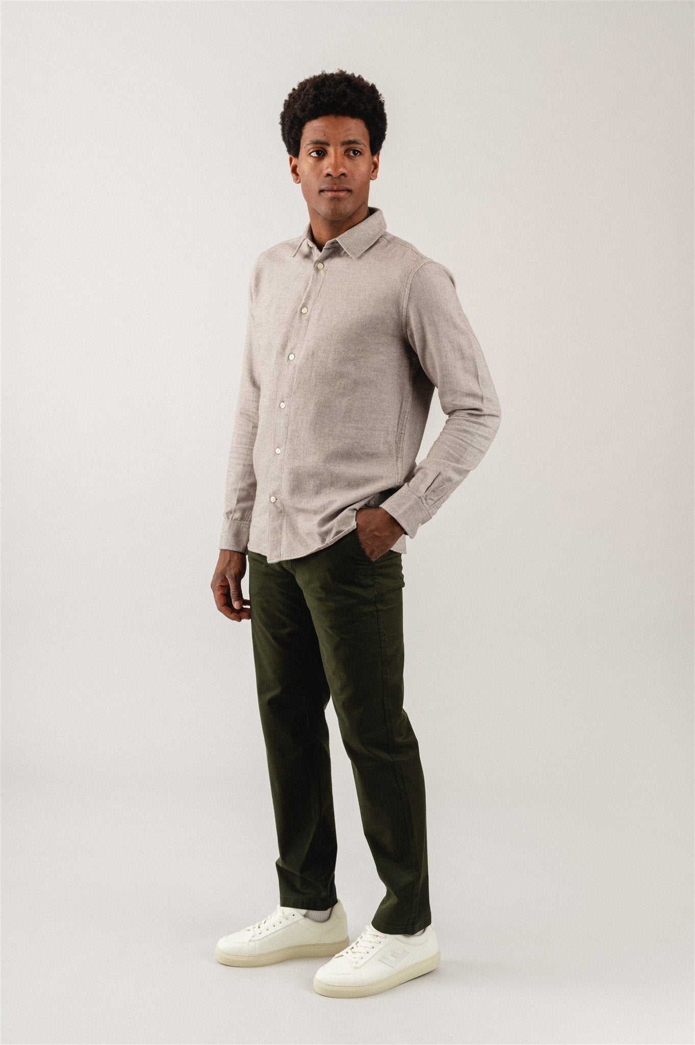 Chemise marron clair en flanelle de coton bio - Larch Friar Brown