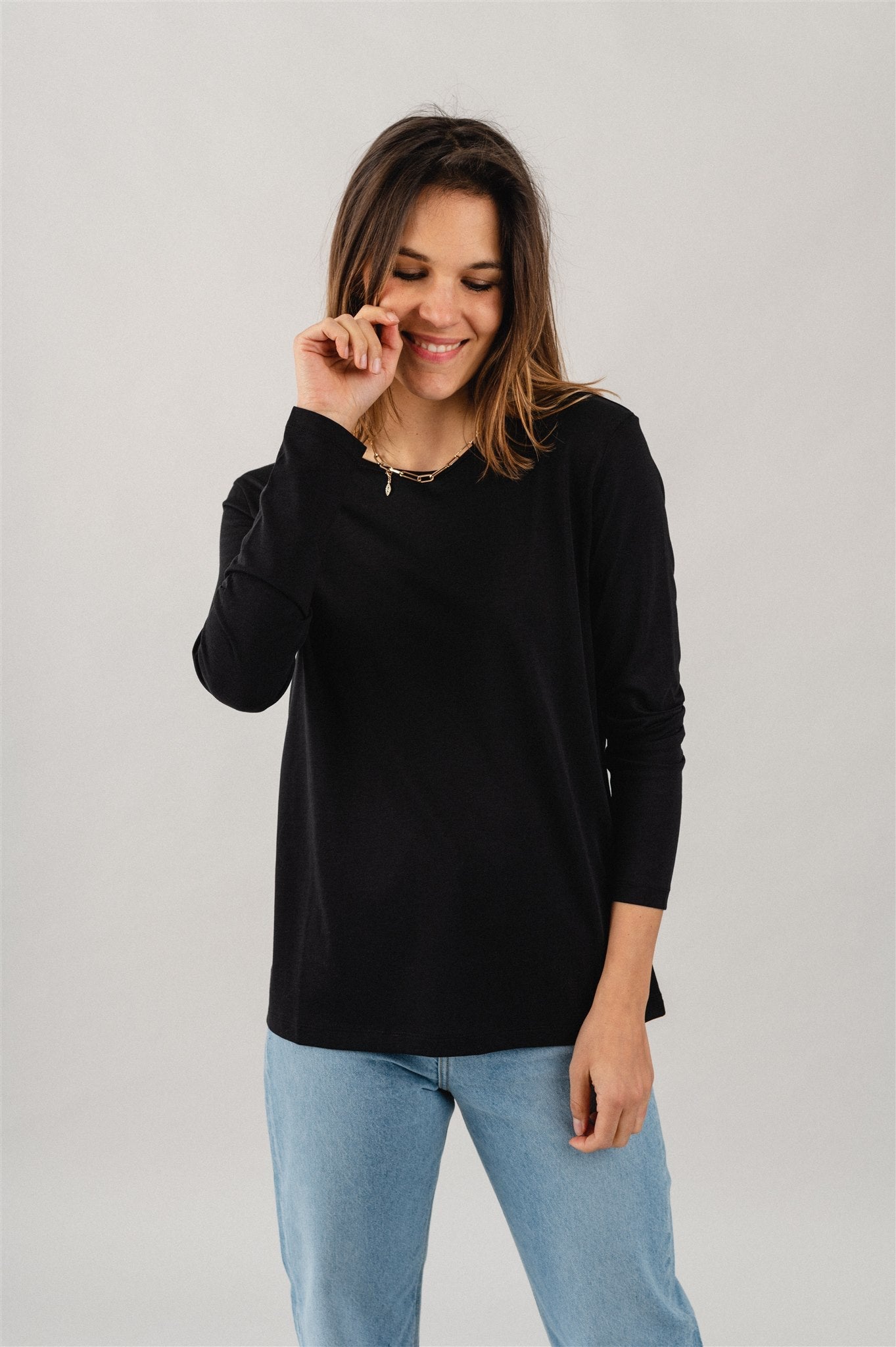 T-shirt à manches longues noir en tencel et coton bio - kosmaa black