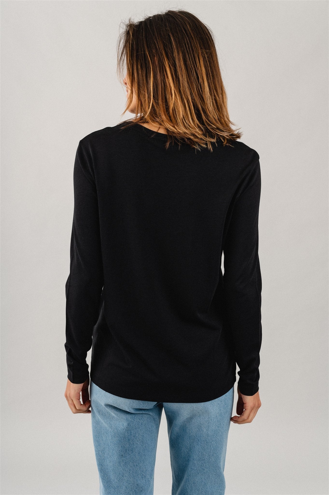 T-shirt à manches longues noir en tencel et coton bio - kosmaa black