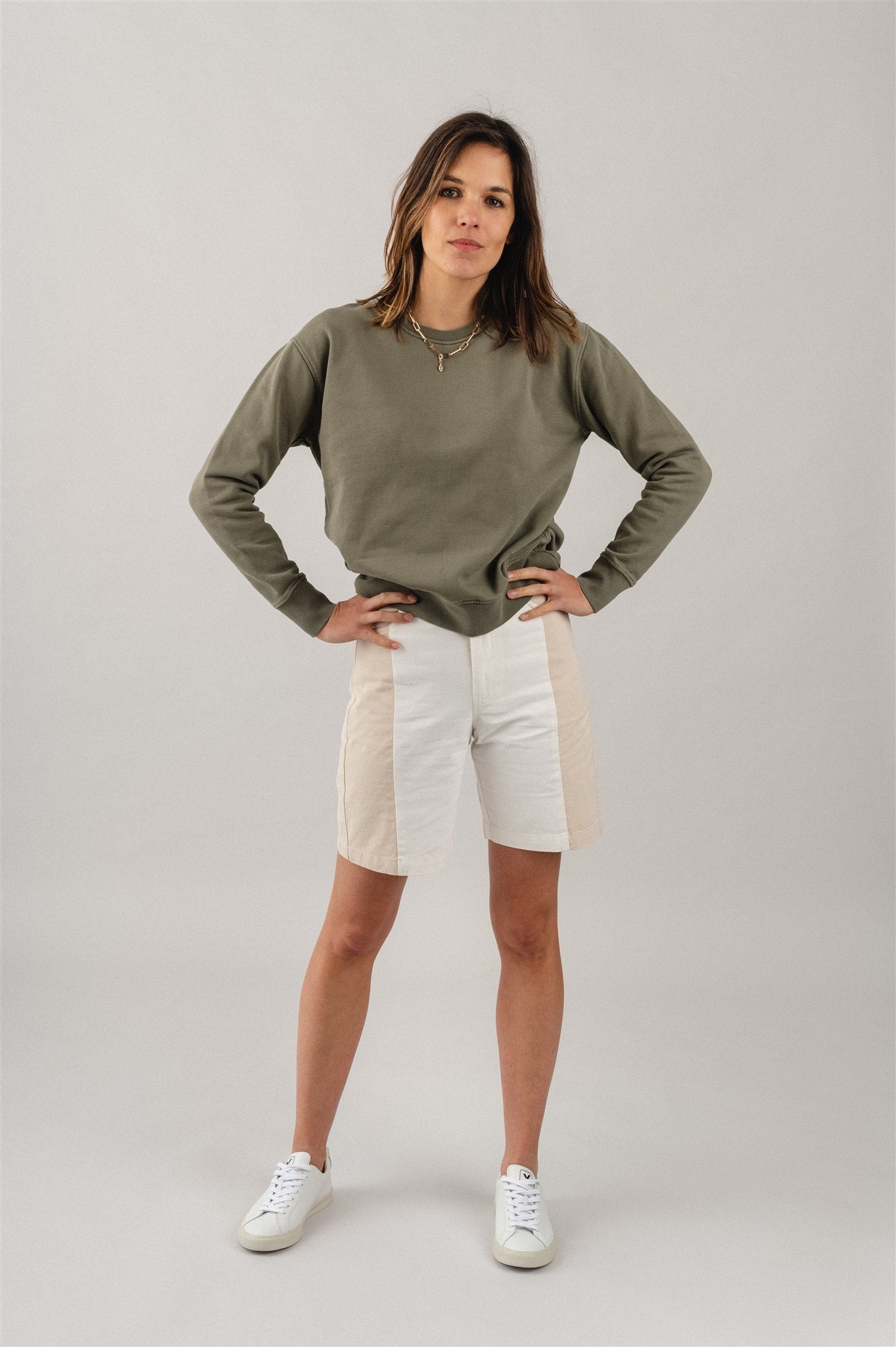 Sweat olive en coton bio - dusty olive