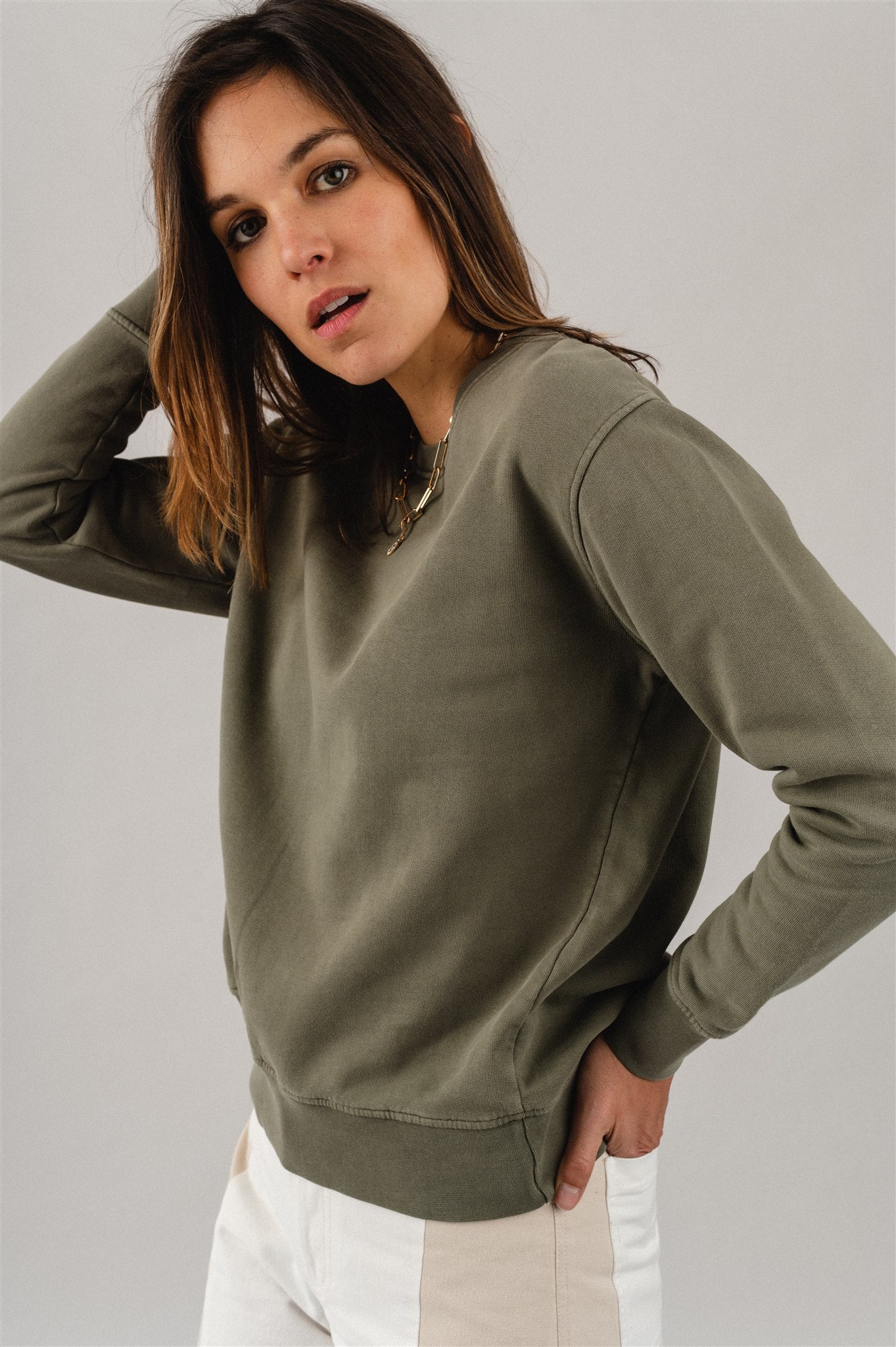 Sweat olive en coton bio - dusty olive