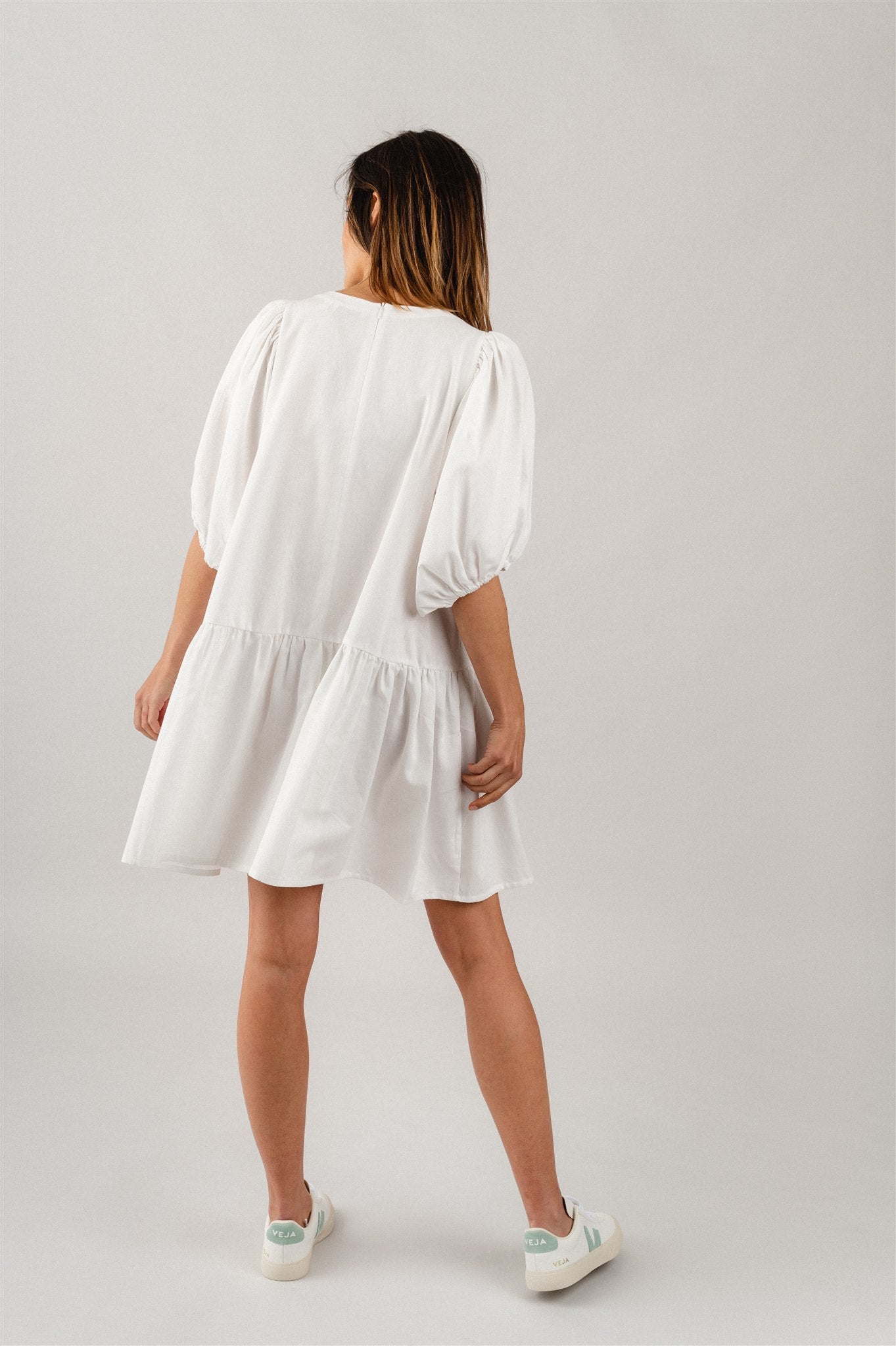 Robe blanche manches bouffantes en coton bio - luna white