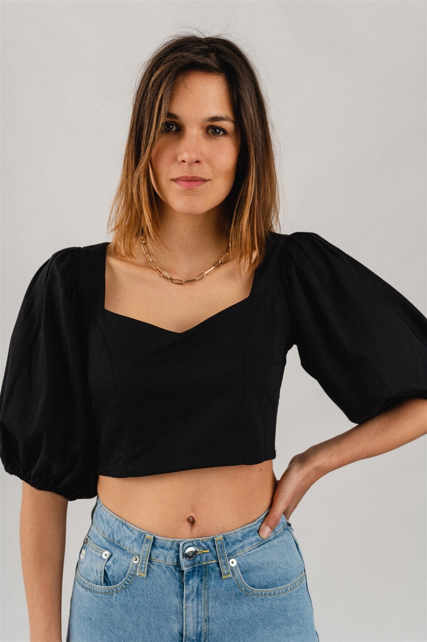 Blouse manches bouffantes noire en coton bio - MADALENA black