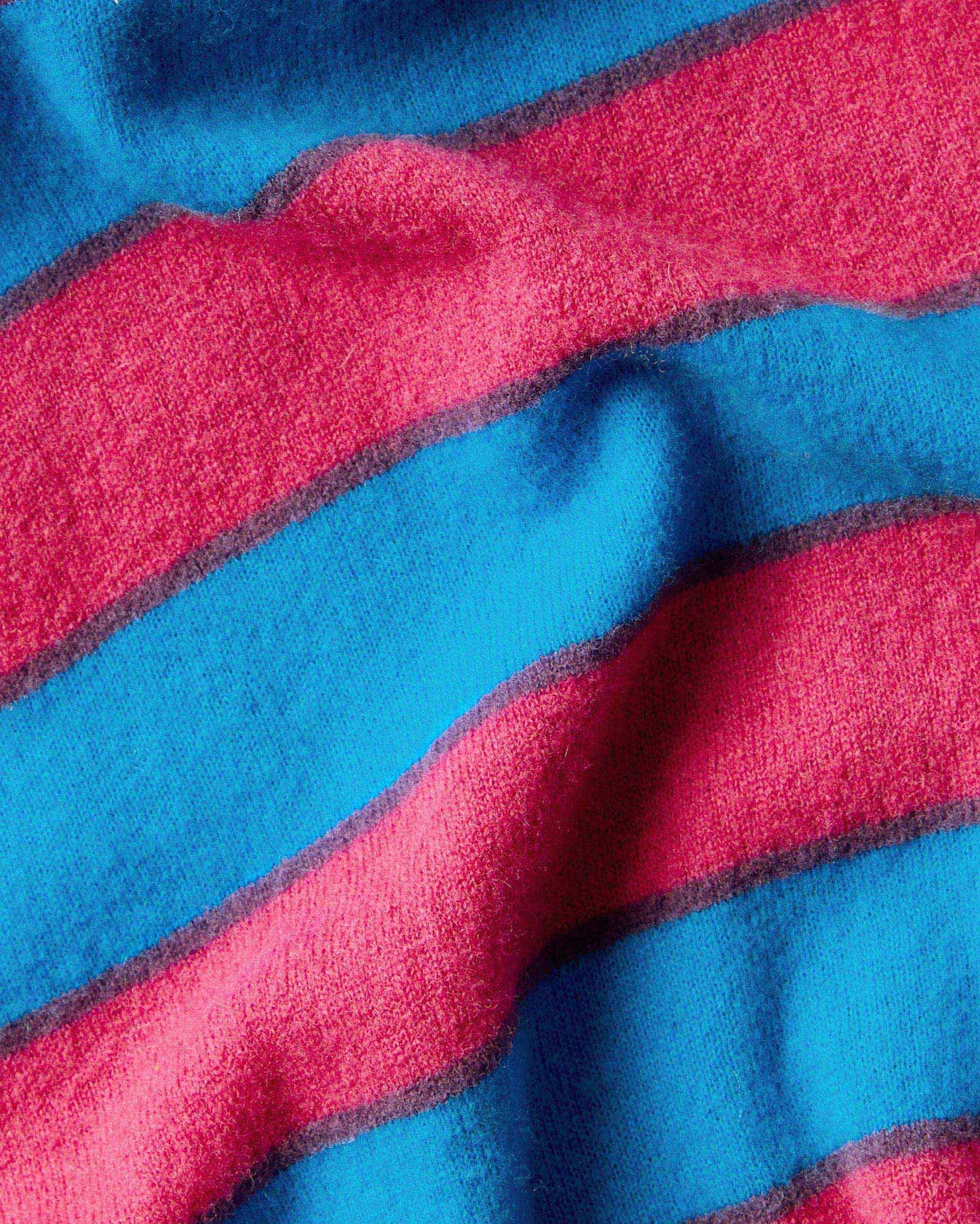 Pull en laine mérinos et matière recyclée | Rayé bleu "blue stripes zoe knitted sweater"