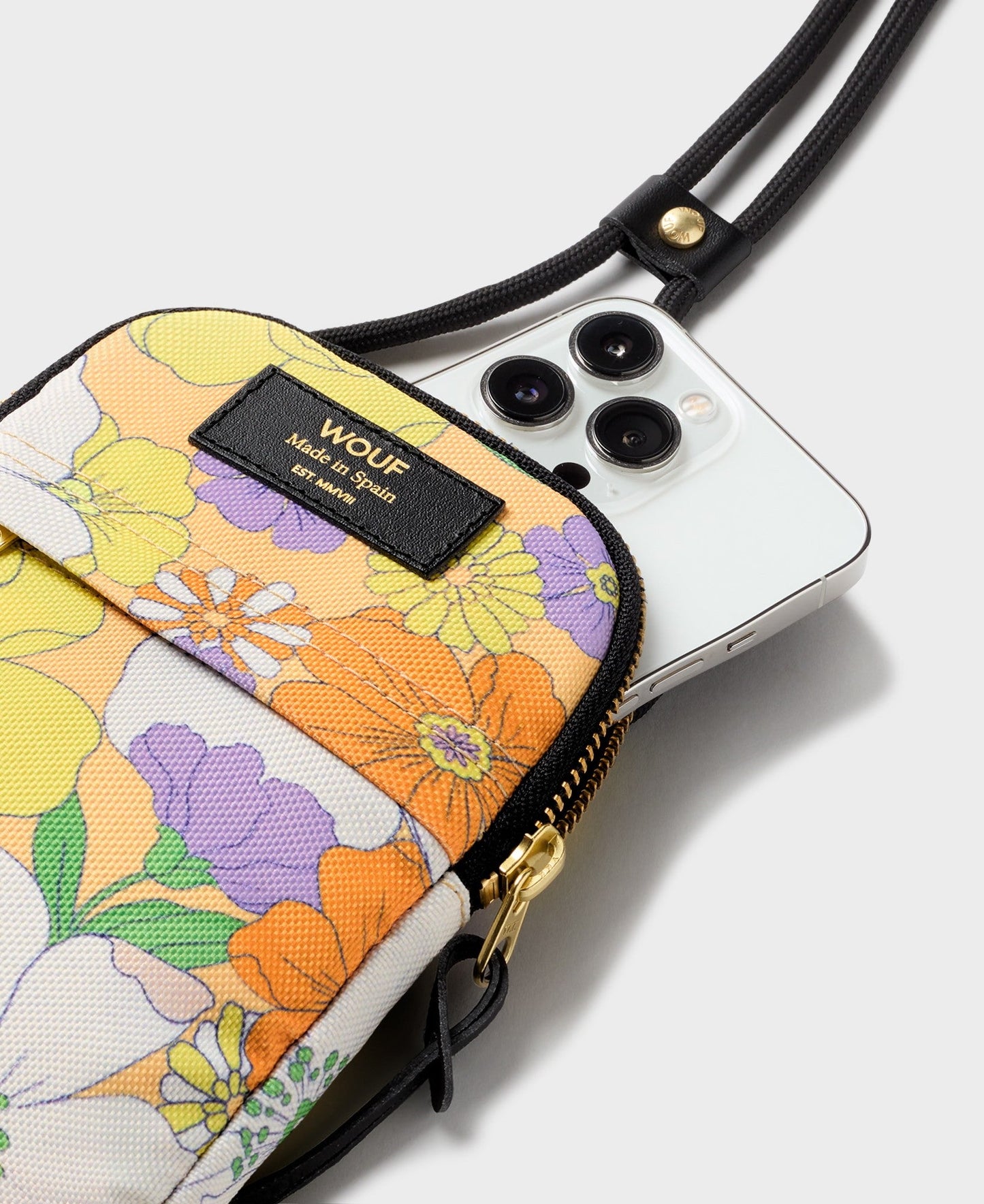Pochette téléphone en recyclé | "yelli phone bag"
