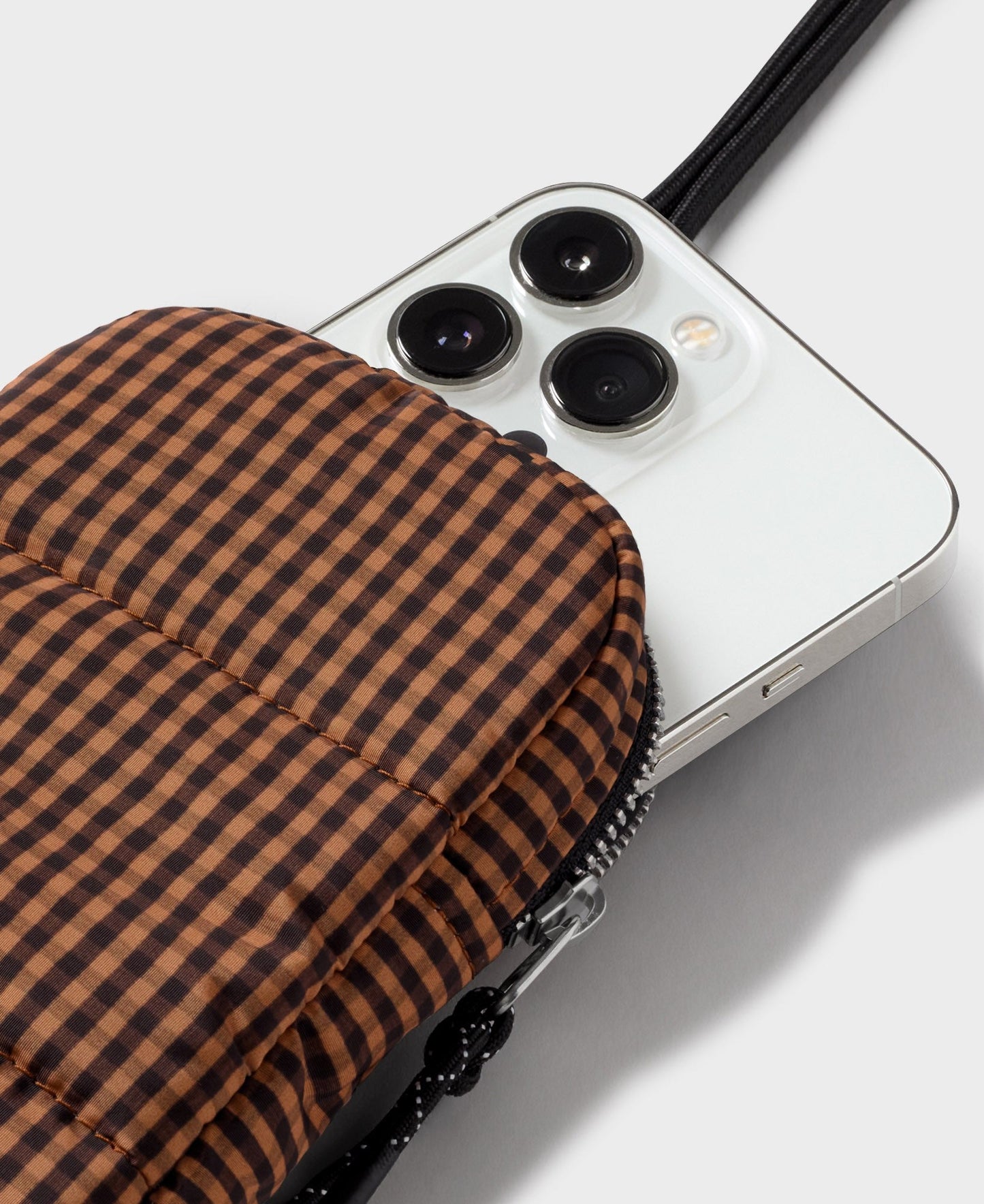 Pochette téléphone à carreaux en recyclé | "camille crossbody phone bag"
