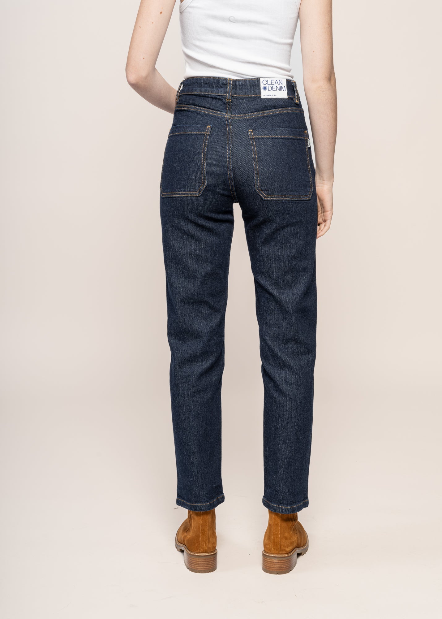 Jean droit en coton bio et recyclé | bleu "clean denim nele pants medium wash"