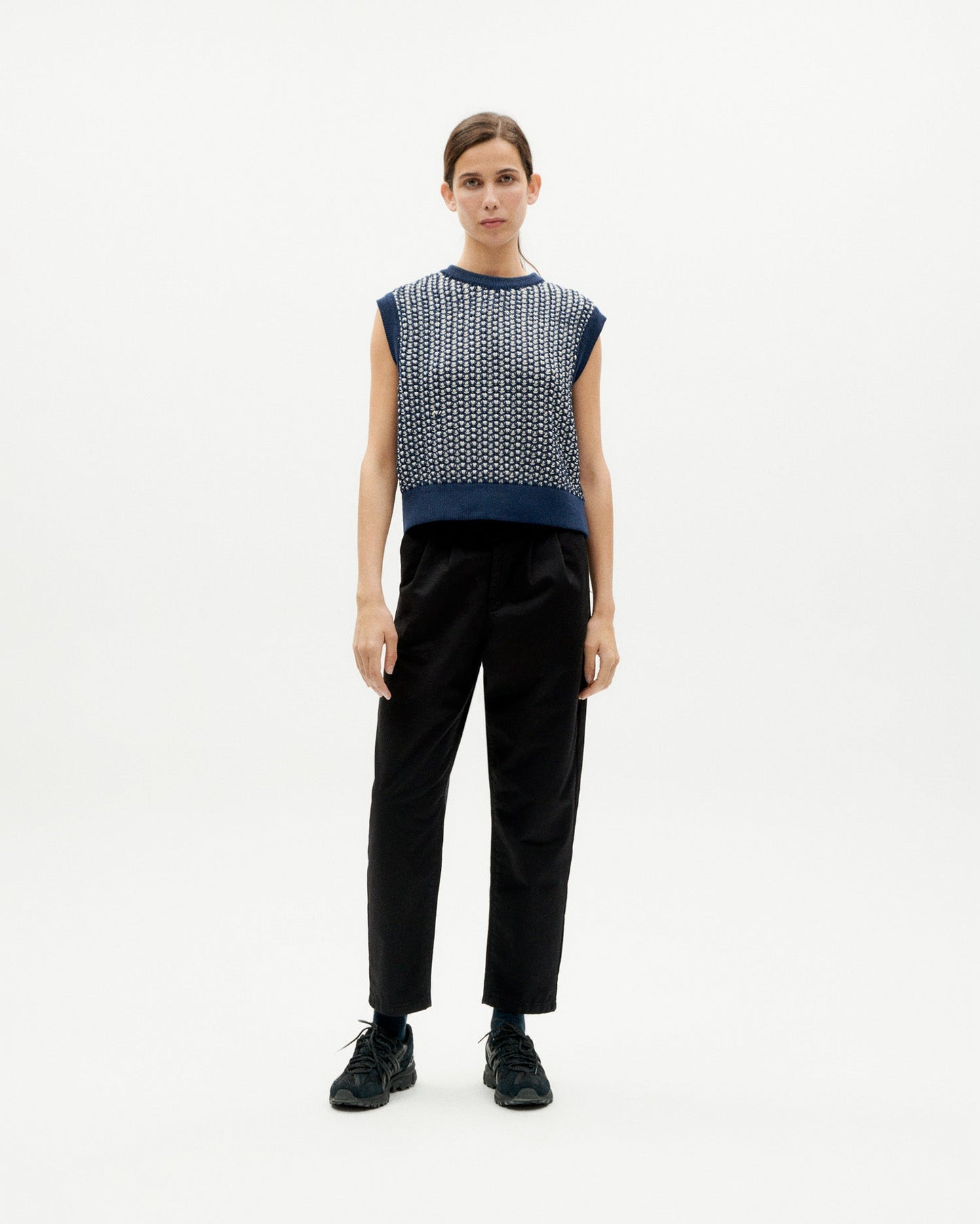 Pantalon à pinces droit en coton bio | noir  "black rina light pants"