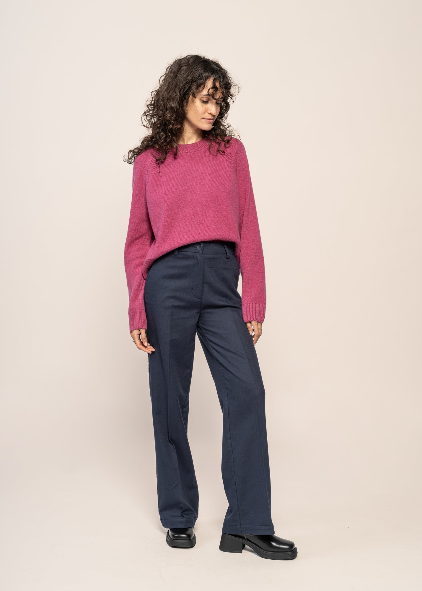Pantalon ample en coton bio | bleu "blueberry hermione pants grey"