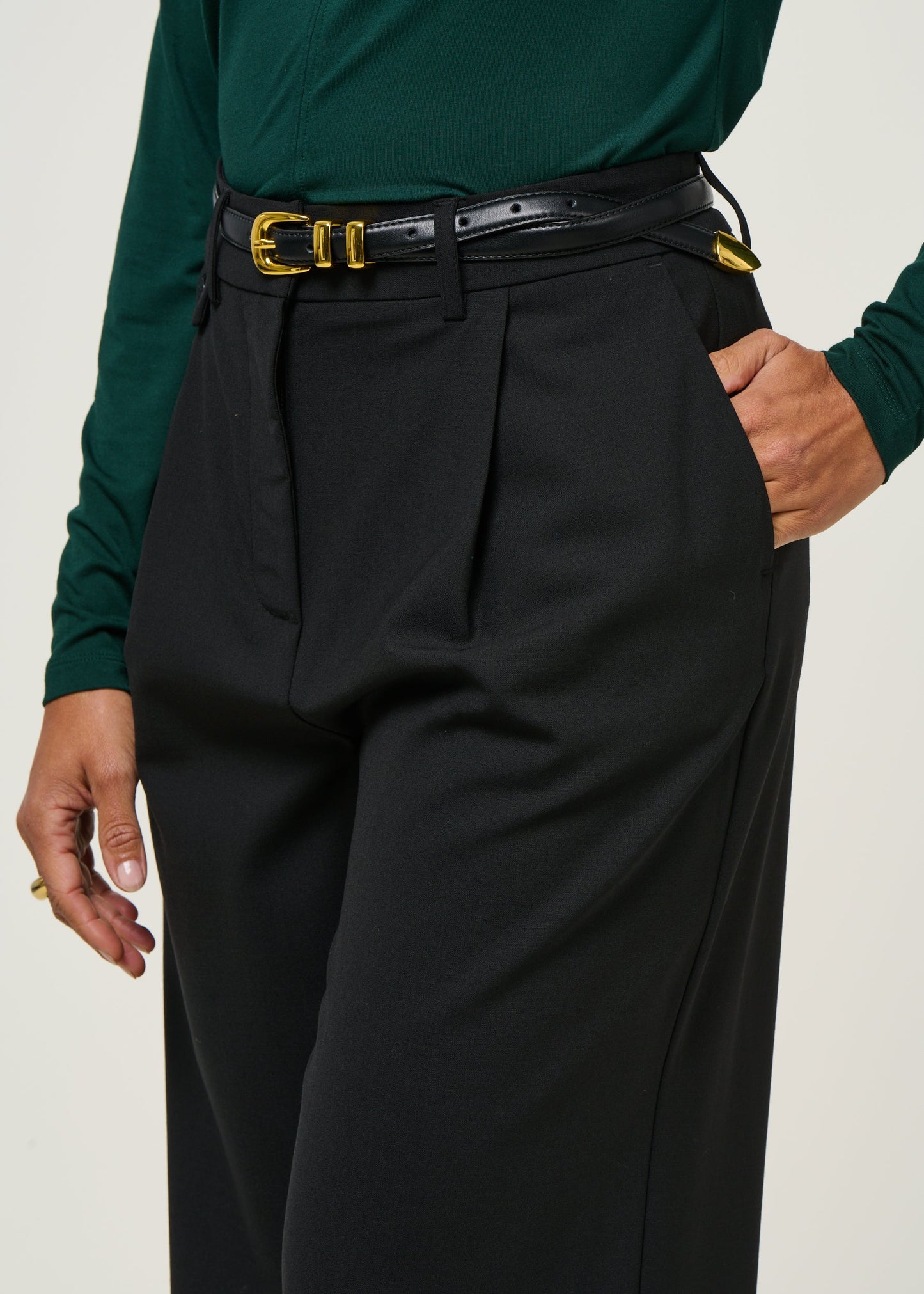Pantalon large à pinces en laine froide certifiée | noir "black pat pants"