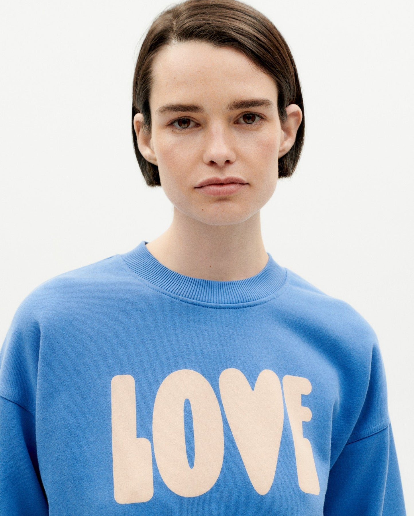 Sweat en coton bio | Bleu à motif imprimé "love ecru heritage blue sweatshirt"