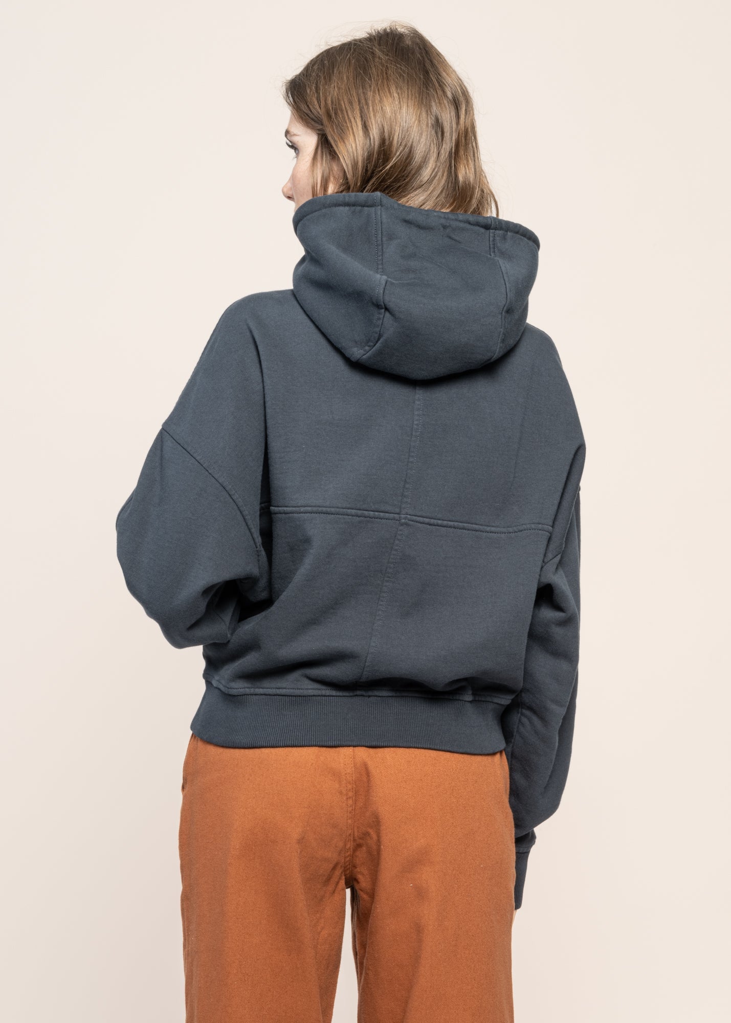 Sweat à capuche en coton bio | gris "grafito ania hoodie grey"