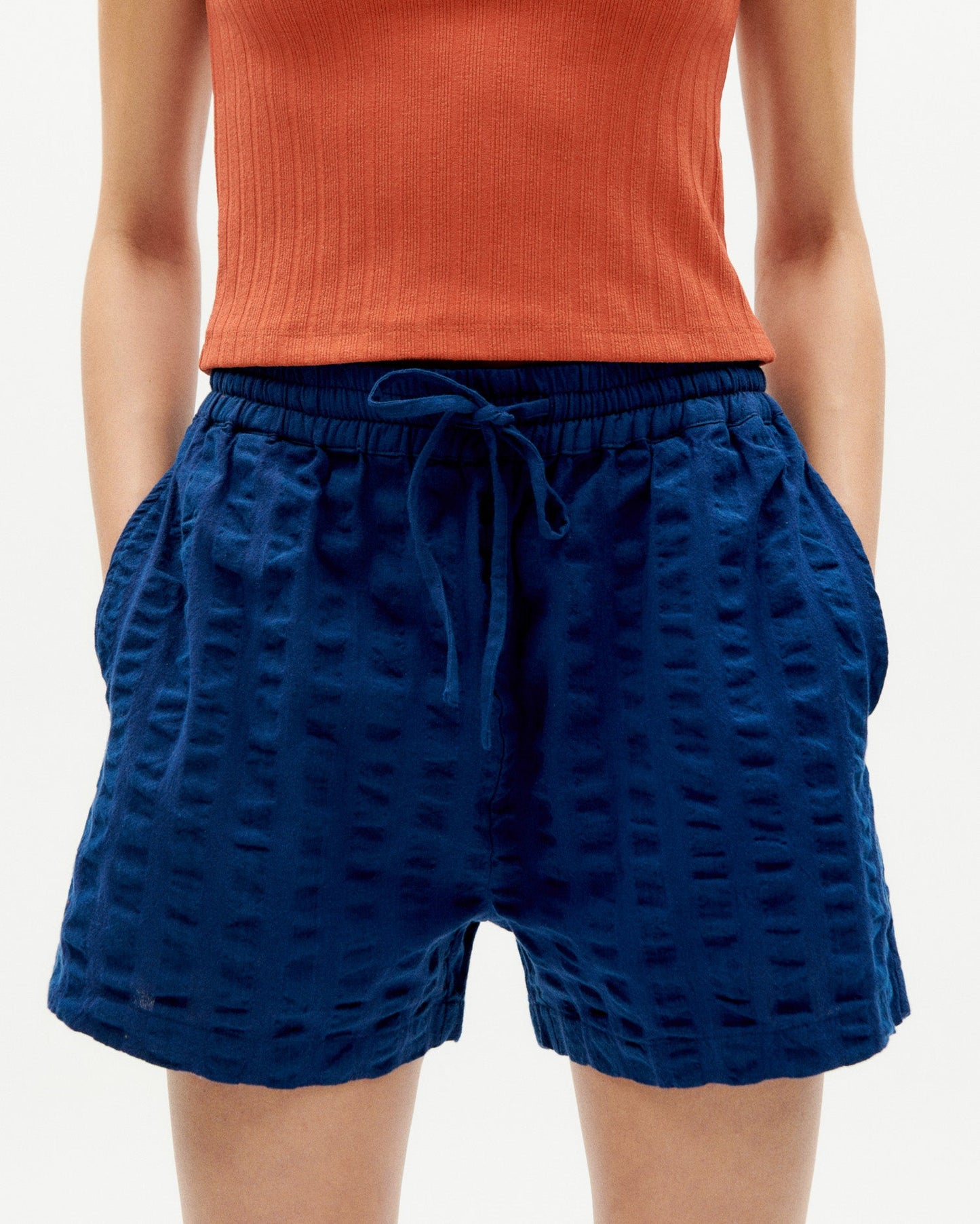 Short texturé en coton bio | bleu "navy big seersucker geranio shorts"