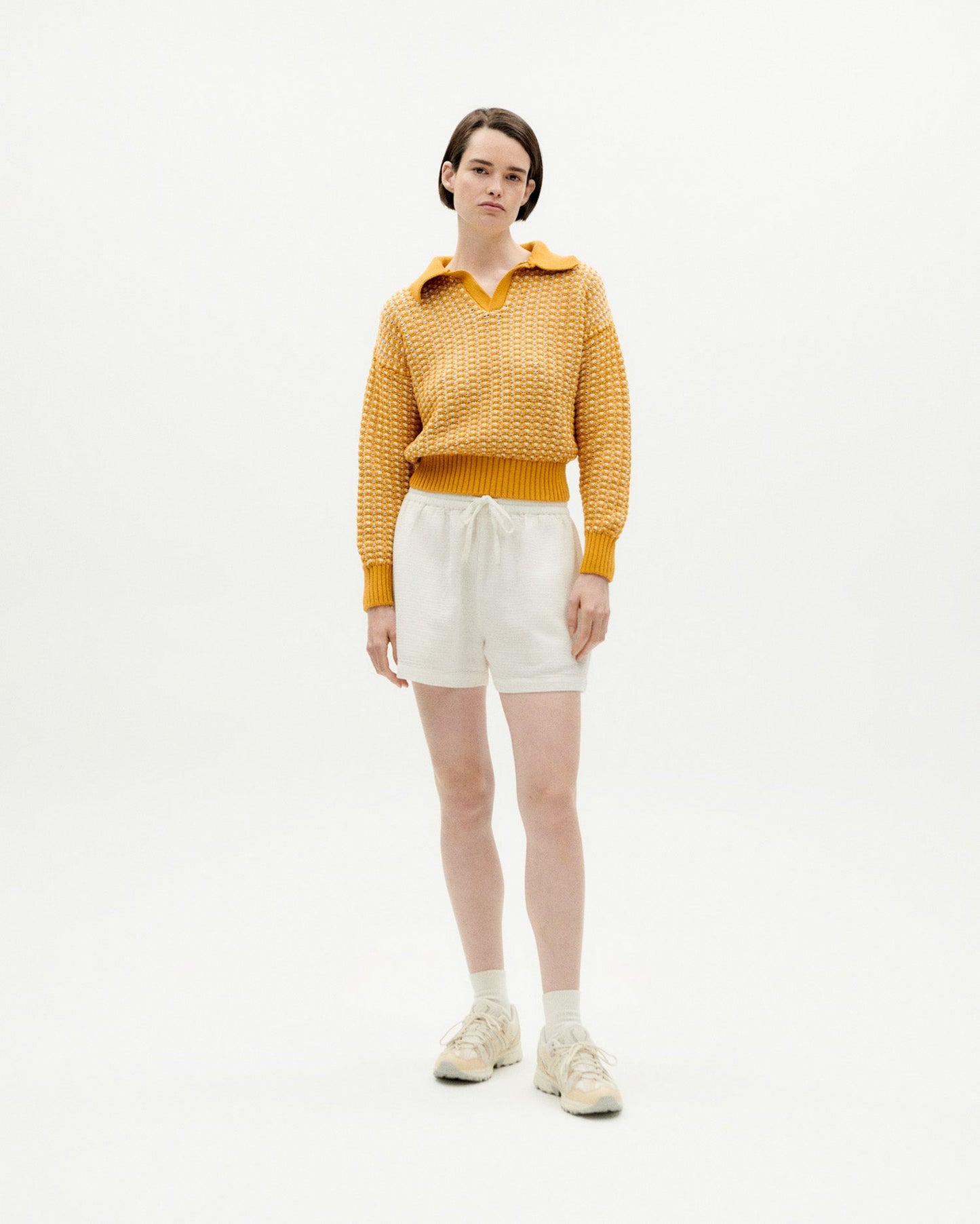 Short texturé en coton bio | blanc "undyed loop geranio shorts"
