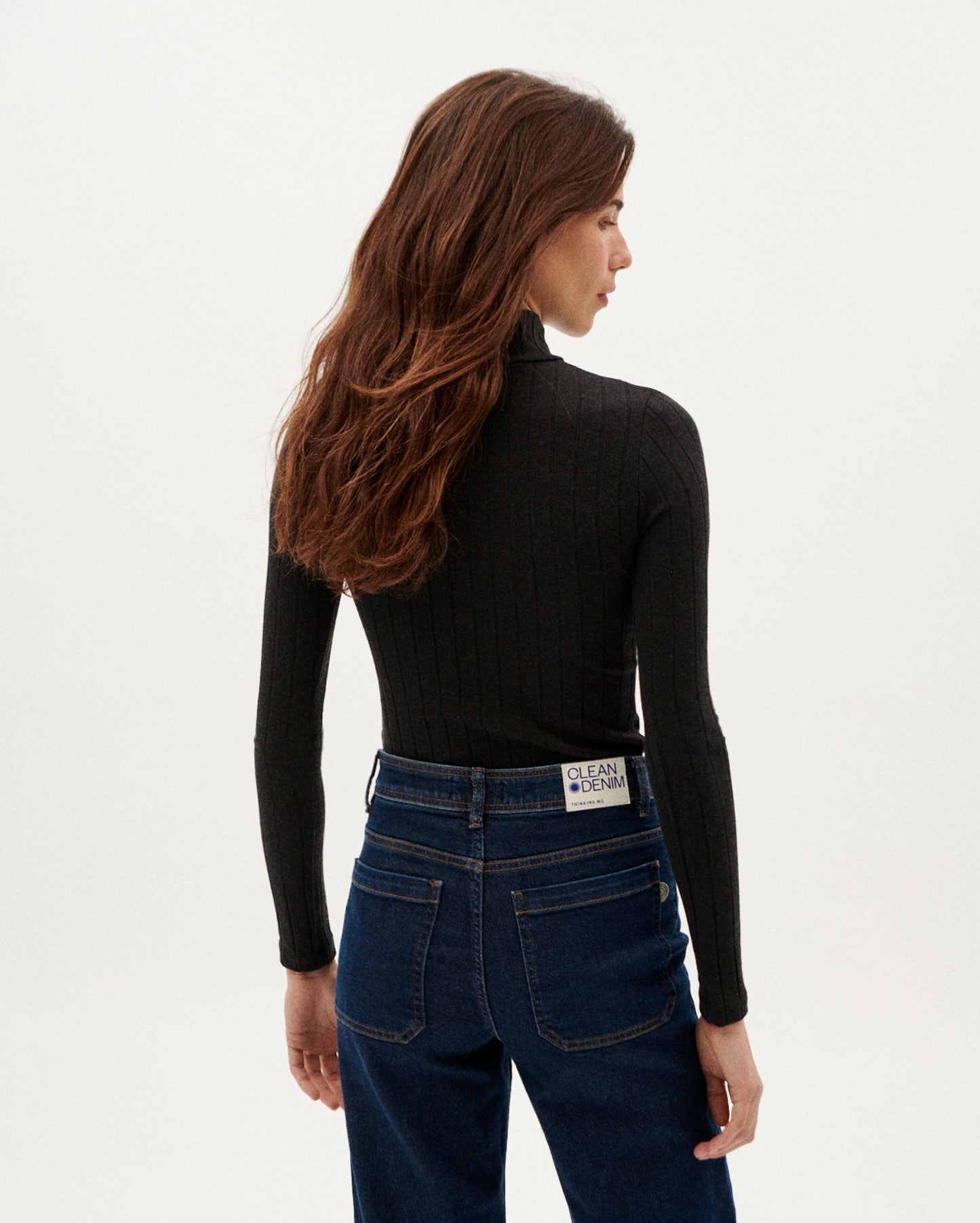 Sous-pull col montant en refibra et coton bio | Noir "black trash ellen"