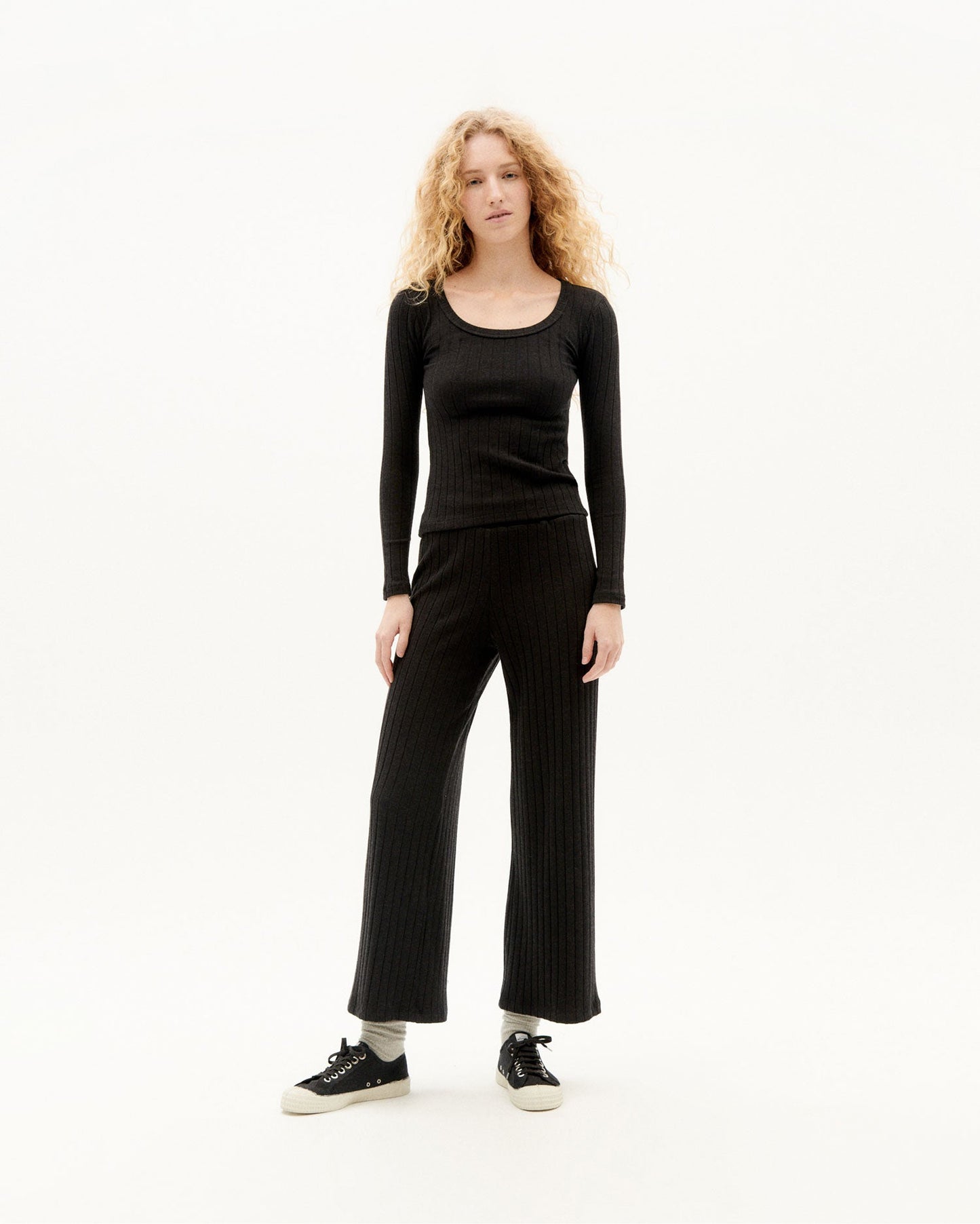 T-shirt manches longues en refibra et coton bio | Noir "black trash casilda"