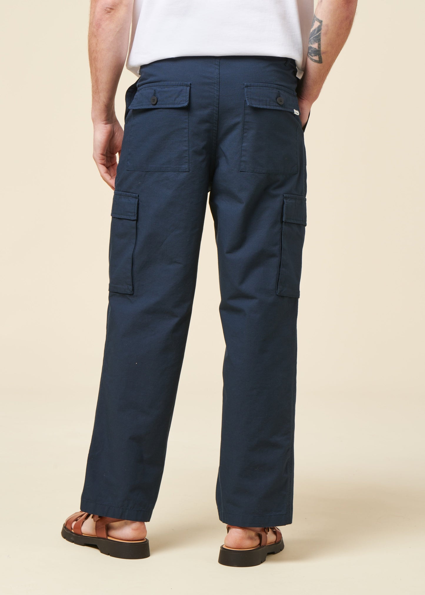 Pantalon droit cargo en coton bio | marine "Flint wide slub yarn pants total eclipse"