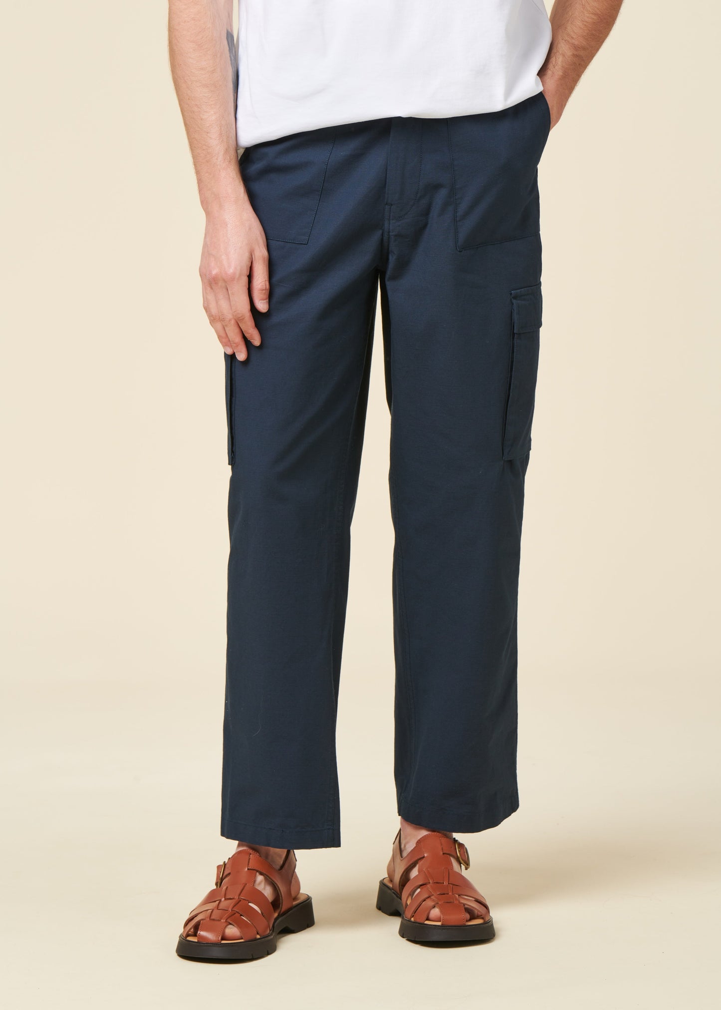 Pantalon droit cargo en coton bio | marine "Flint wide slub yarn pants total eclipse"