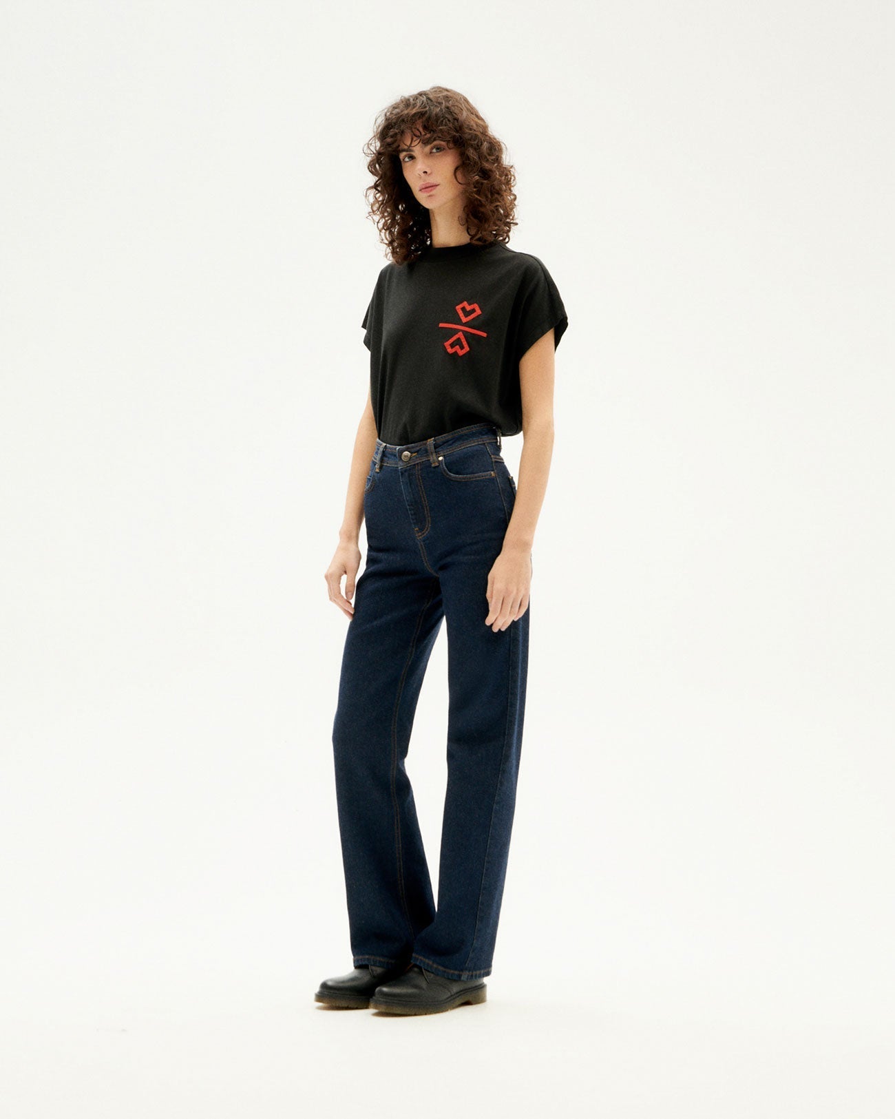T-shirt noir à patch en coton bio - 2 hearts volta t-shirt black