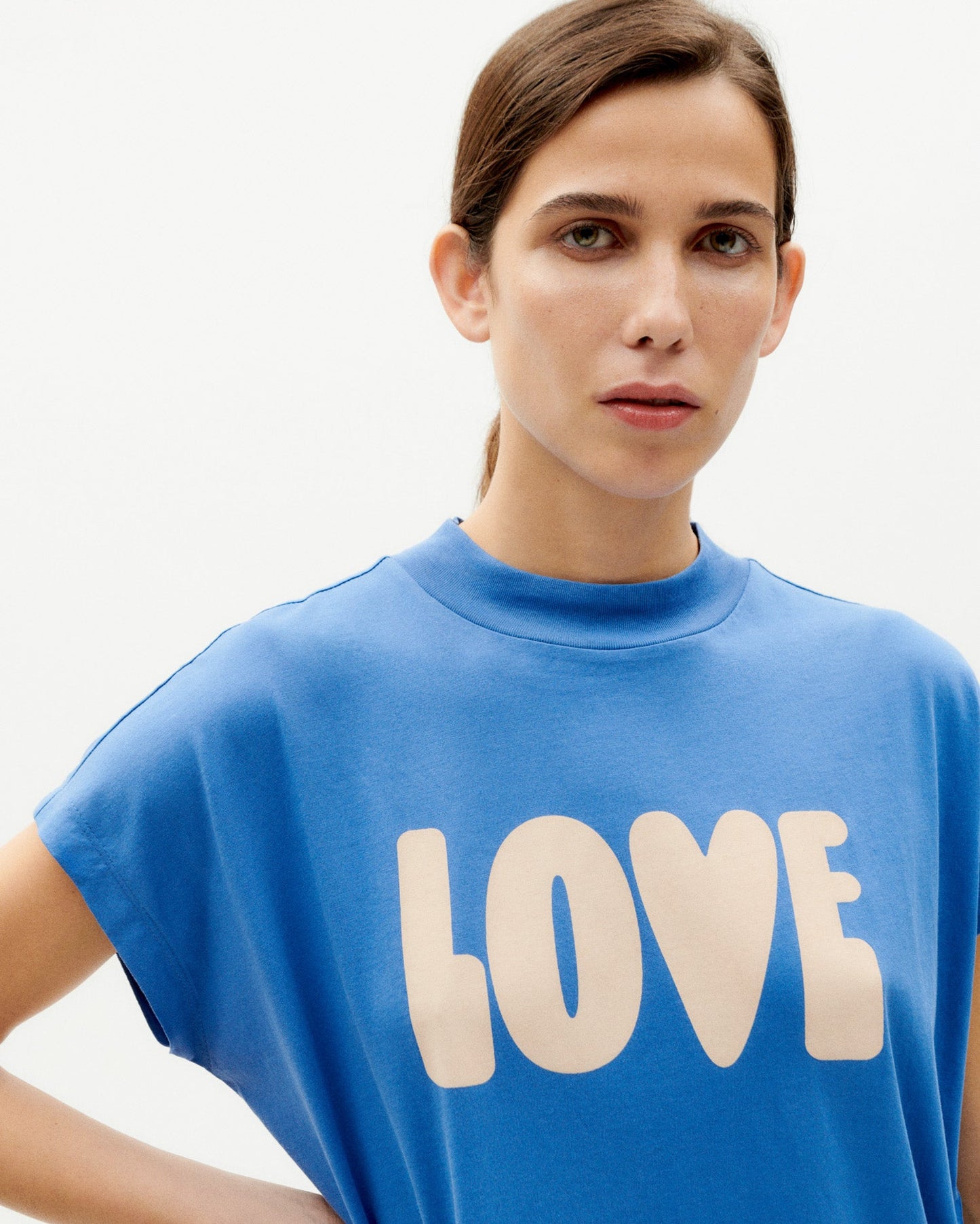 T-shirt imprimé en coton bio | Bleu "love ecru volta t-shirt heritage blue"
