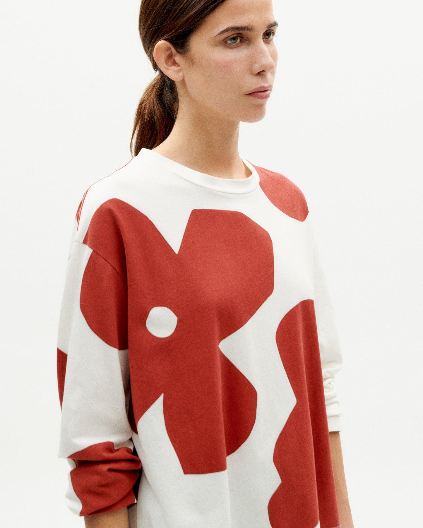 T-shirt manches longues en coton bio | Blanc à motifs "butterfly super big emily t-shirt snow white"