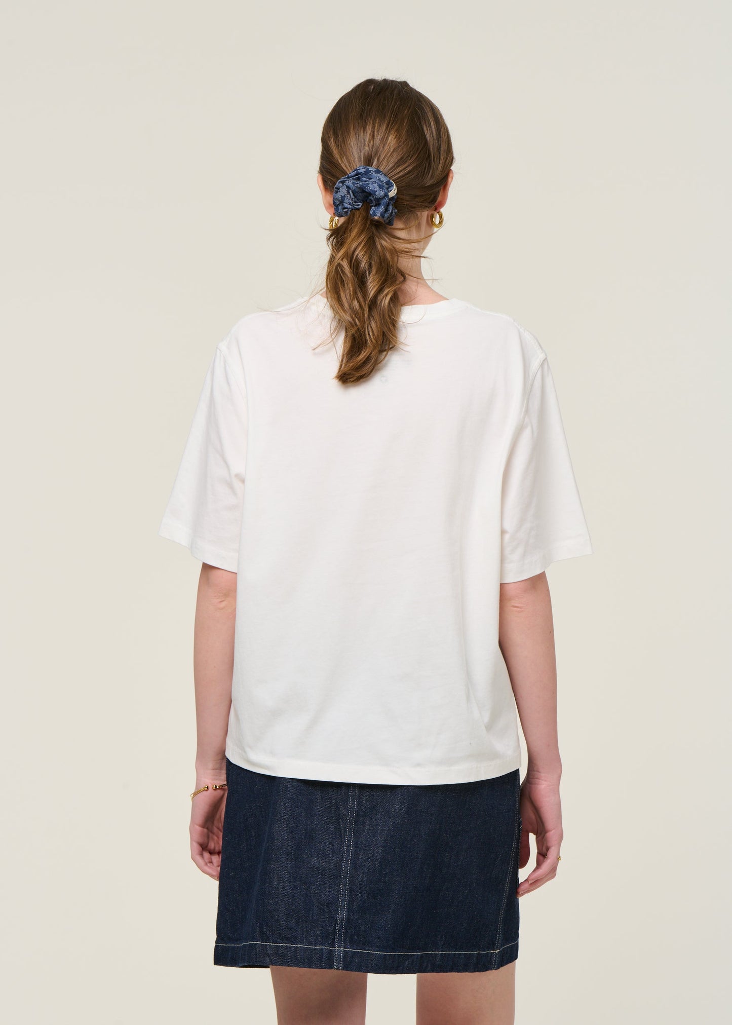 T-shirt brodé en coton biologique | blanc "flor tm lucia tee - white"