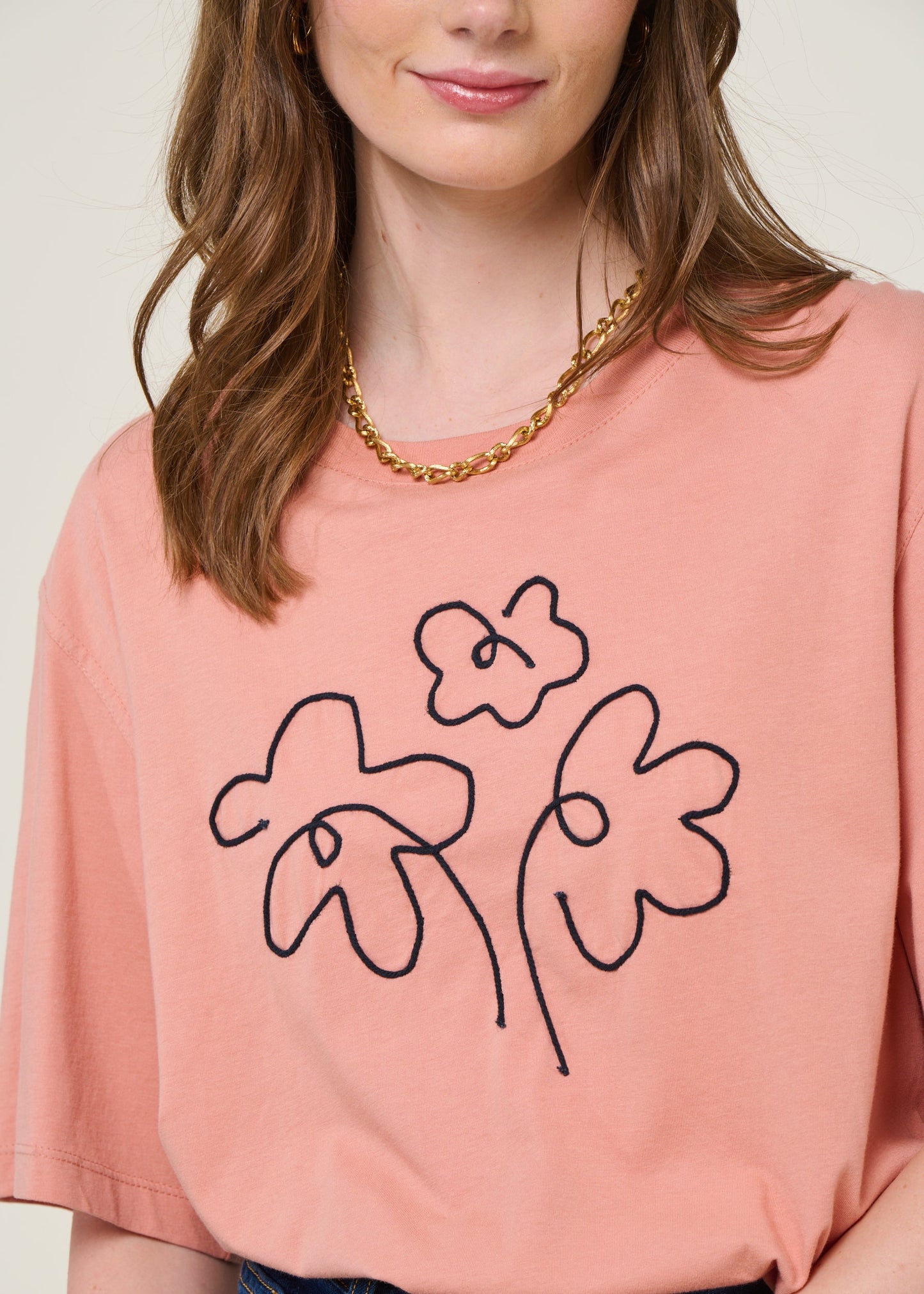 T-shirt brodé en coton biologique | rose "flower rope pink lucia tee - pink"