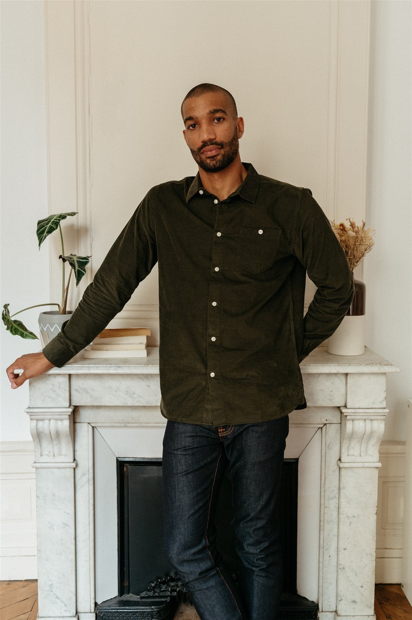 Chemise vert forêt velours fin de coton bio - baby cord custom fit shirt forrest night