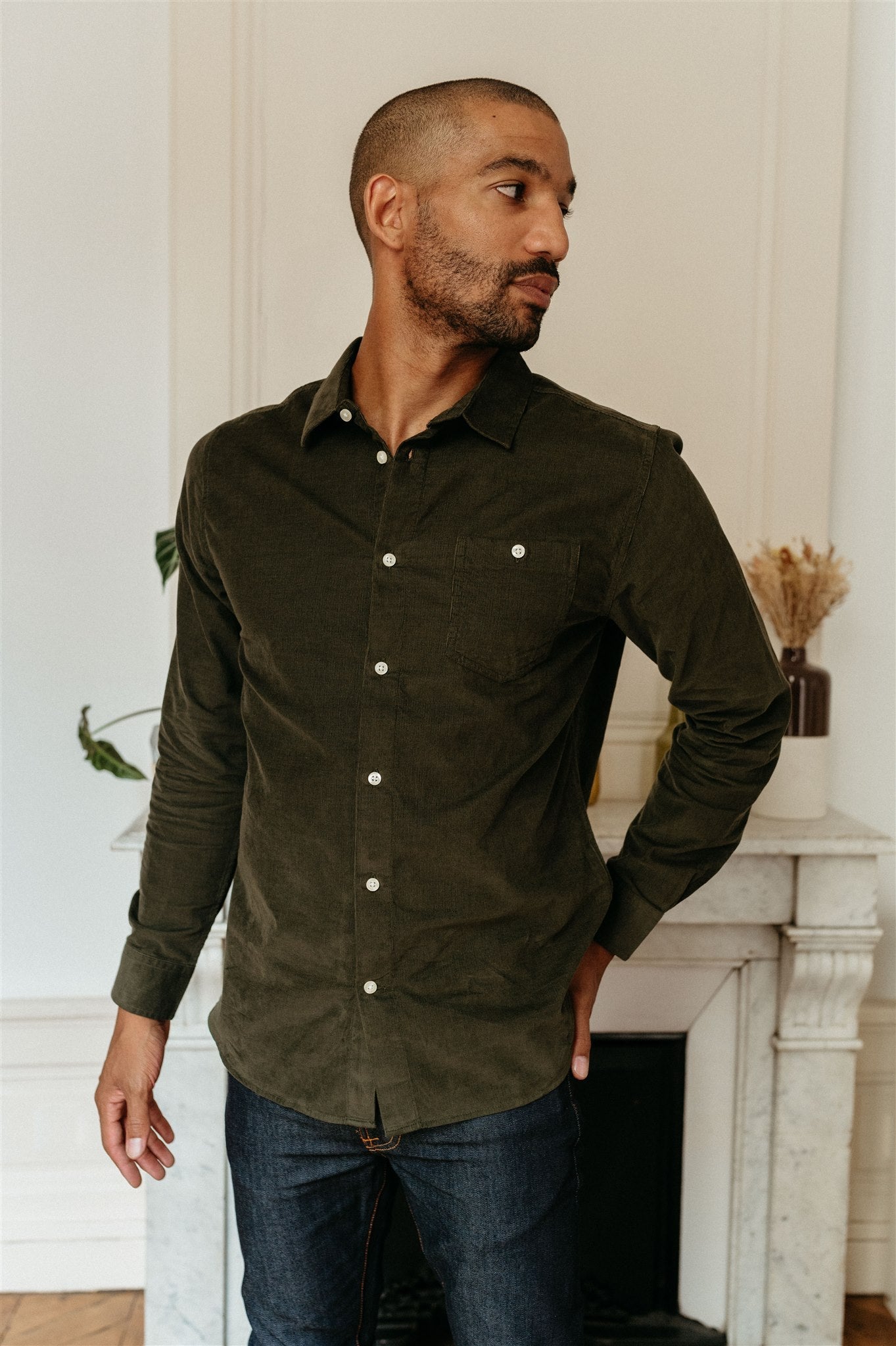 Chemise vert forêt velours fin de coton bio - baby cord custom fit shirt forrest night