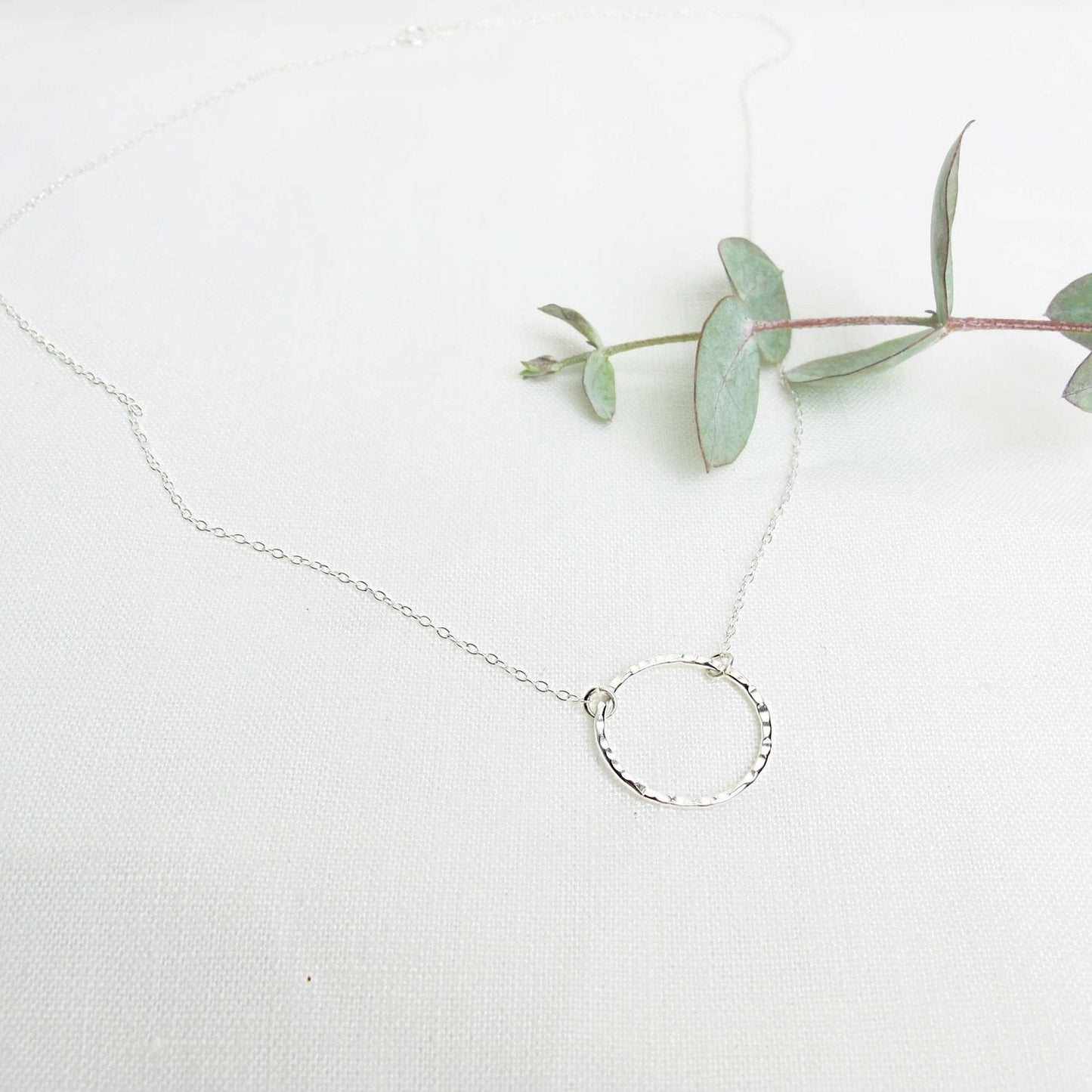 Collier en argent recyclé - textured circle