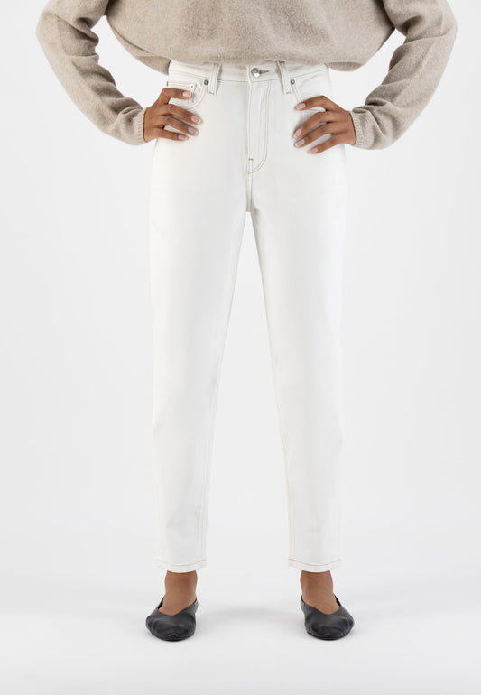 Jean mom blanc en coton bio et recyclé - Mams Stretch Tapered Off white