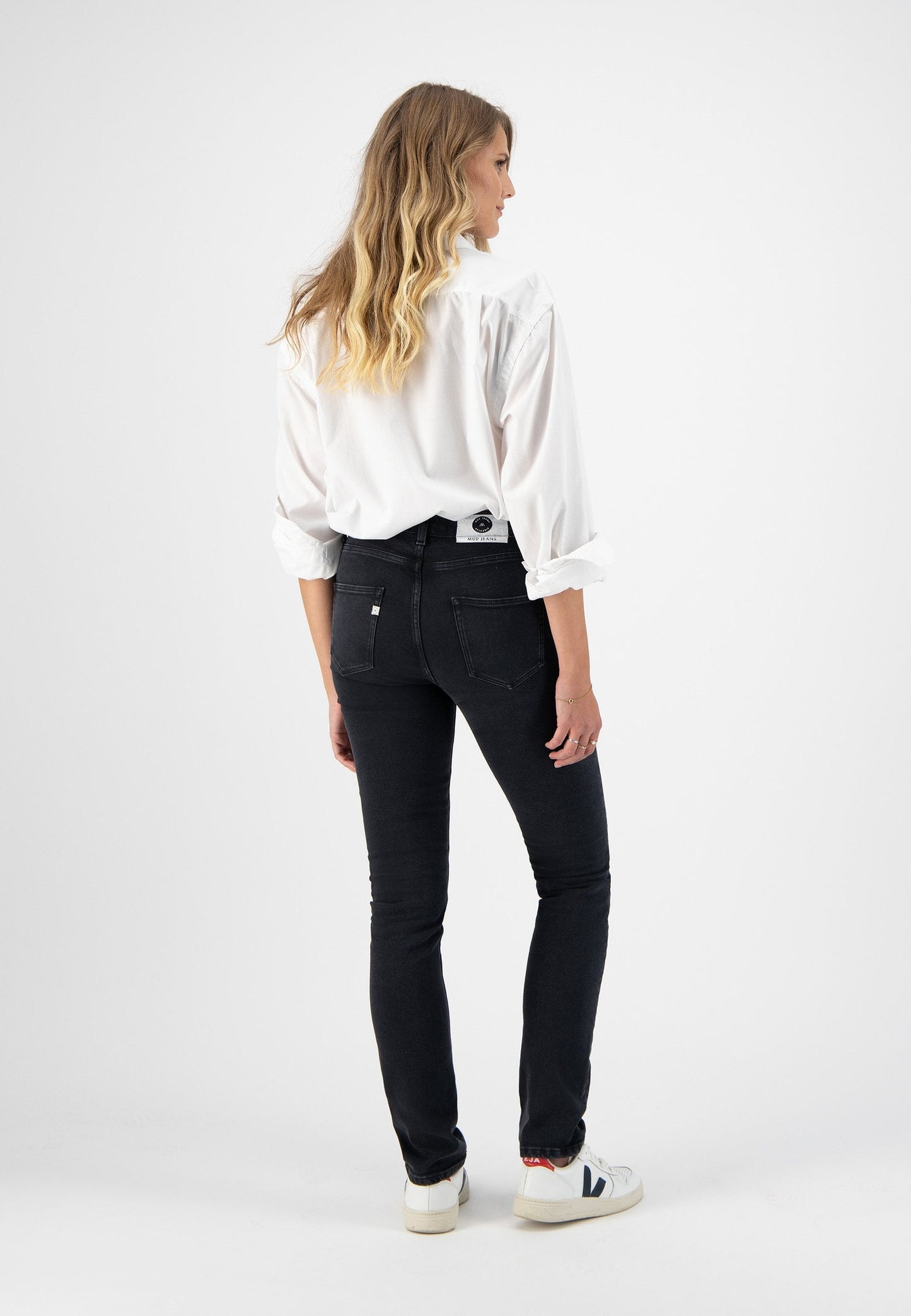 Jean slim en coton bio et recyclé | noir "Regular Swan stone black"