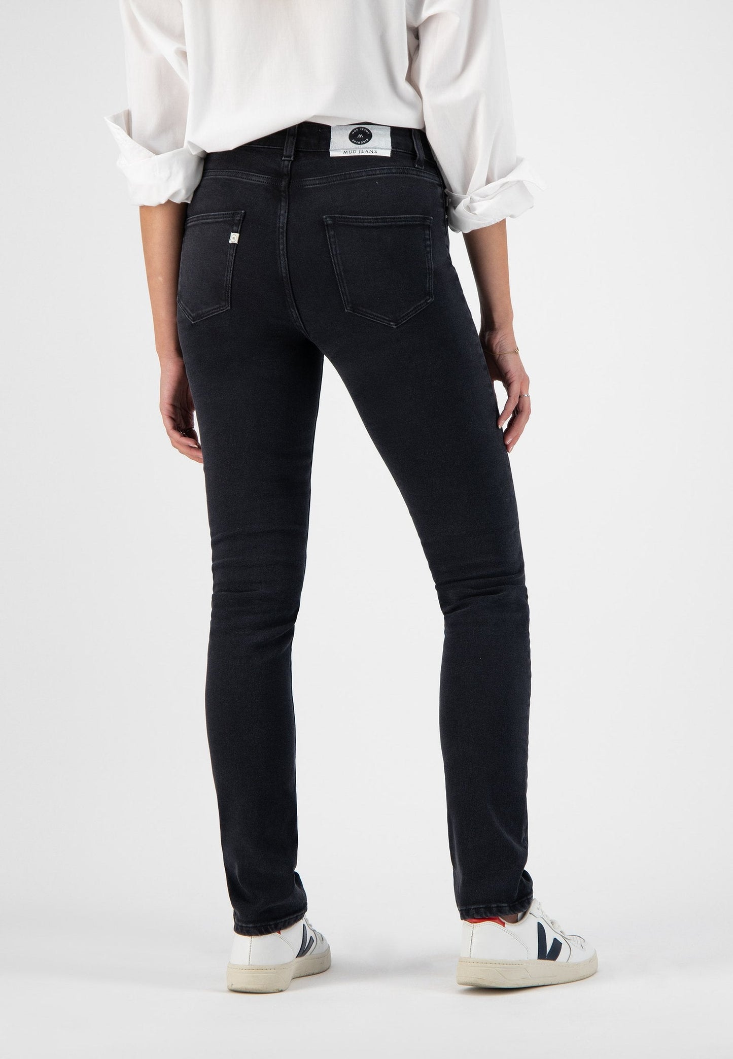 Jean slim en coton bio et recyclé | noir "Regular Swan stone black"
