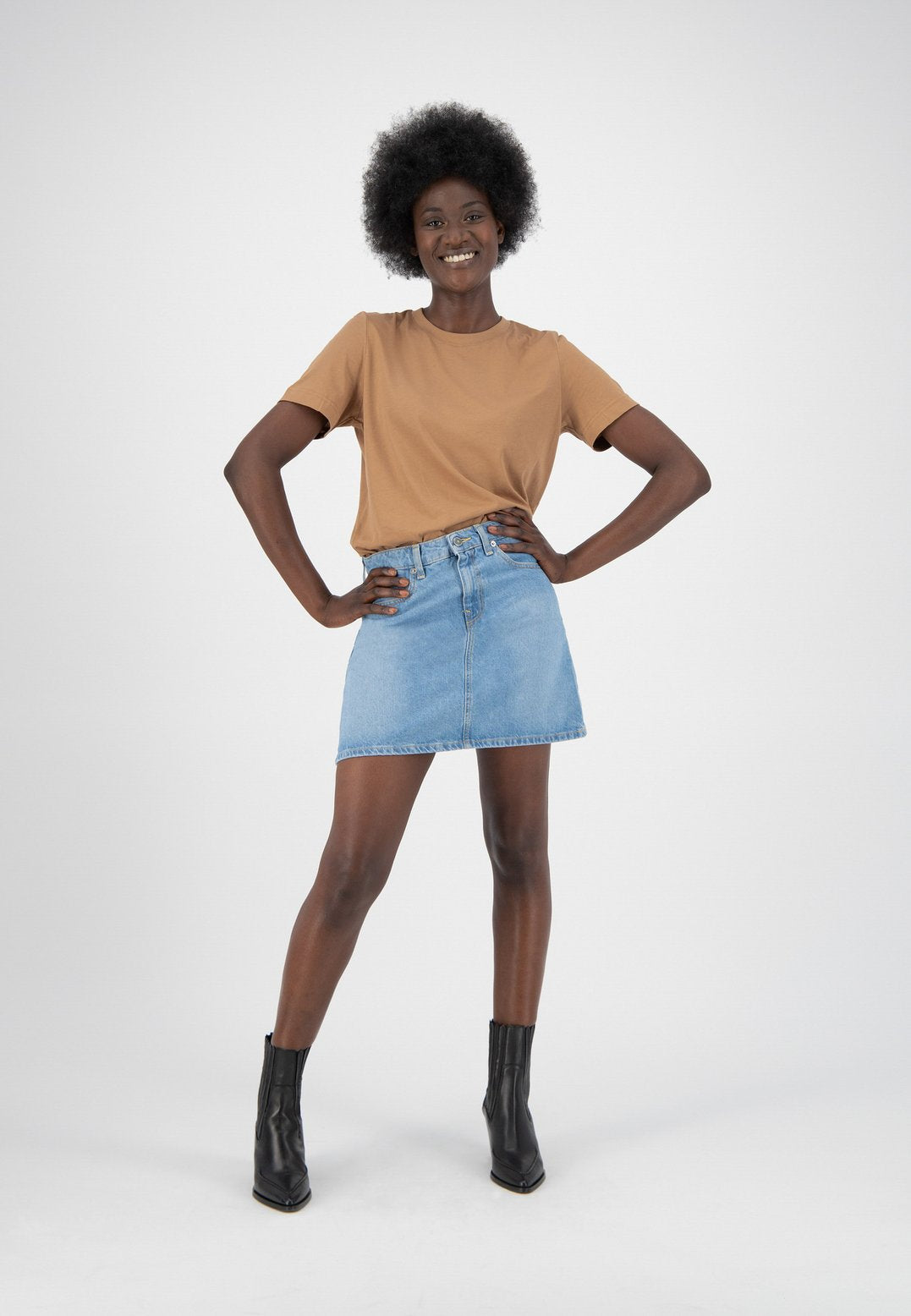 Jupe en jean bleue en coton bio et coton recyclé - Sophie Rocks