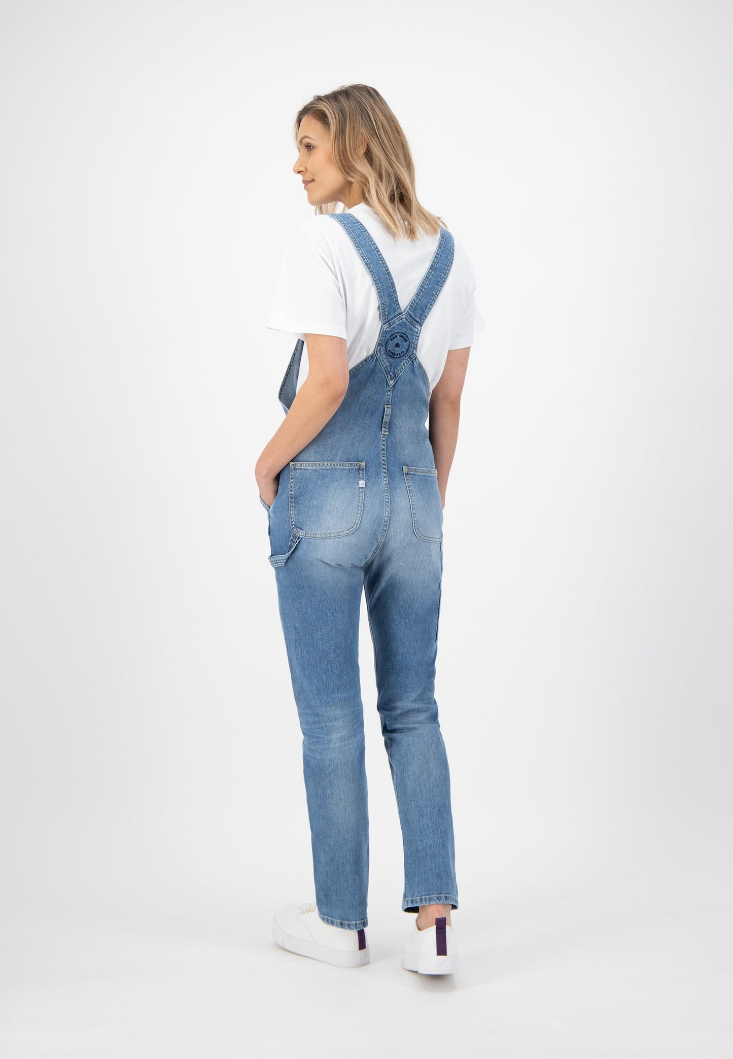 Salopette bleu clair en coton bio et recyclé - jenn dungaree  old stone