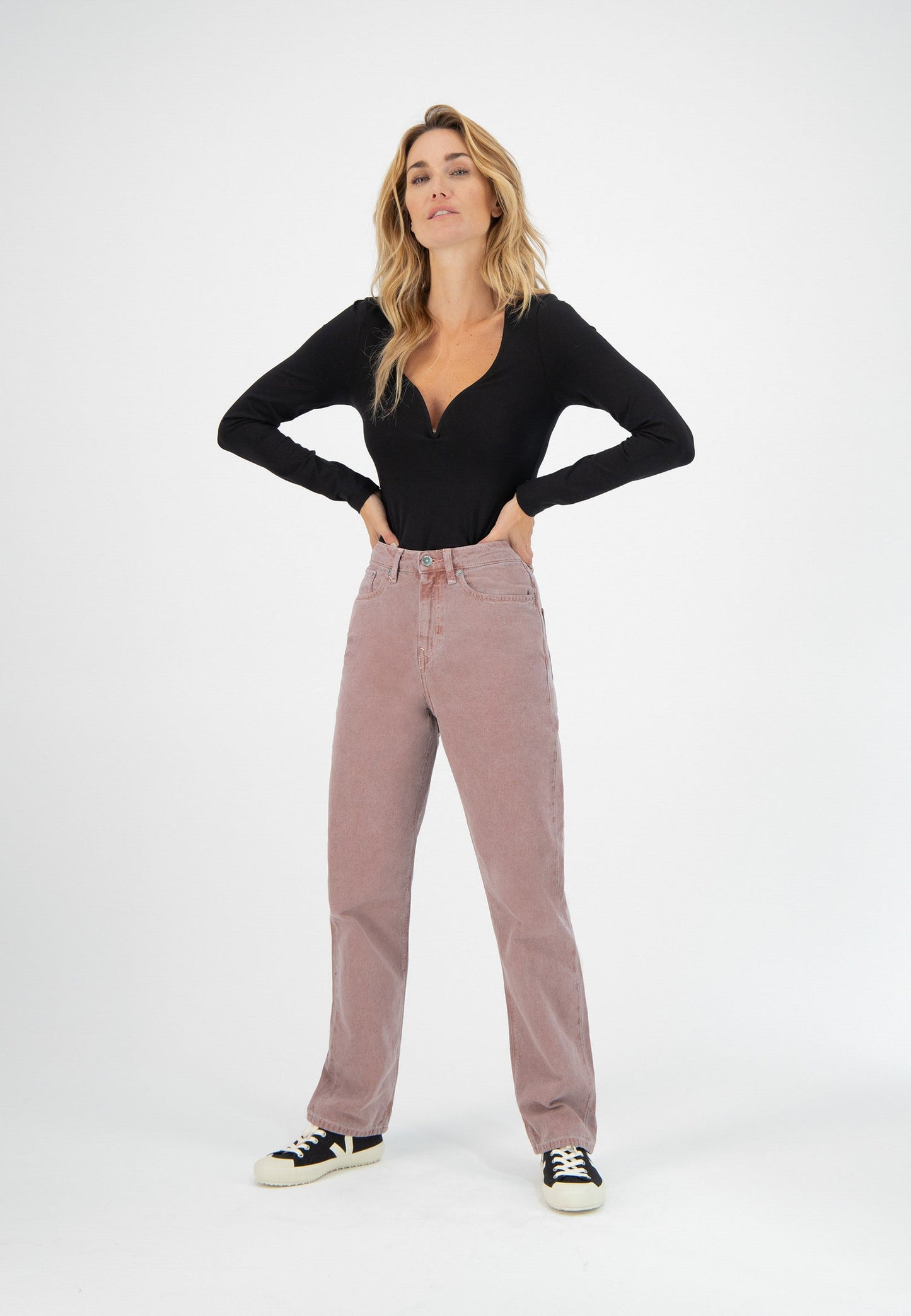 Jean droit rose minéral en coton bio et coton recyclé - Relax Rose