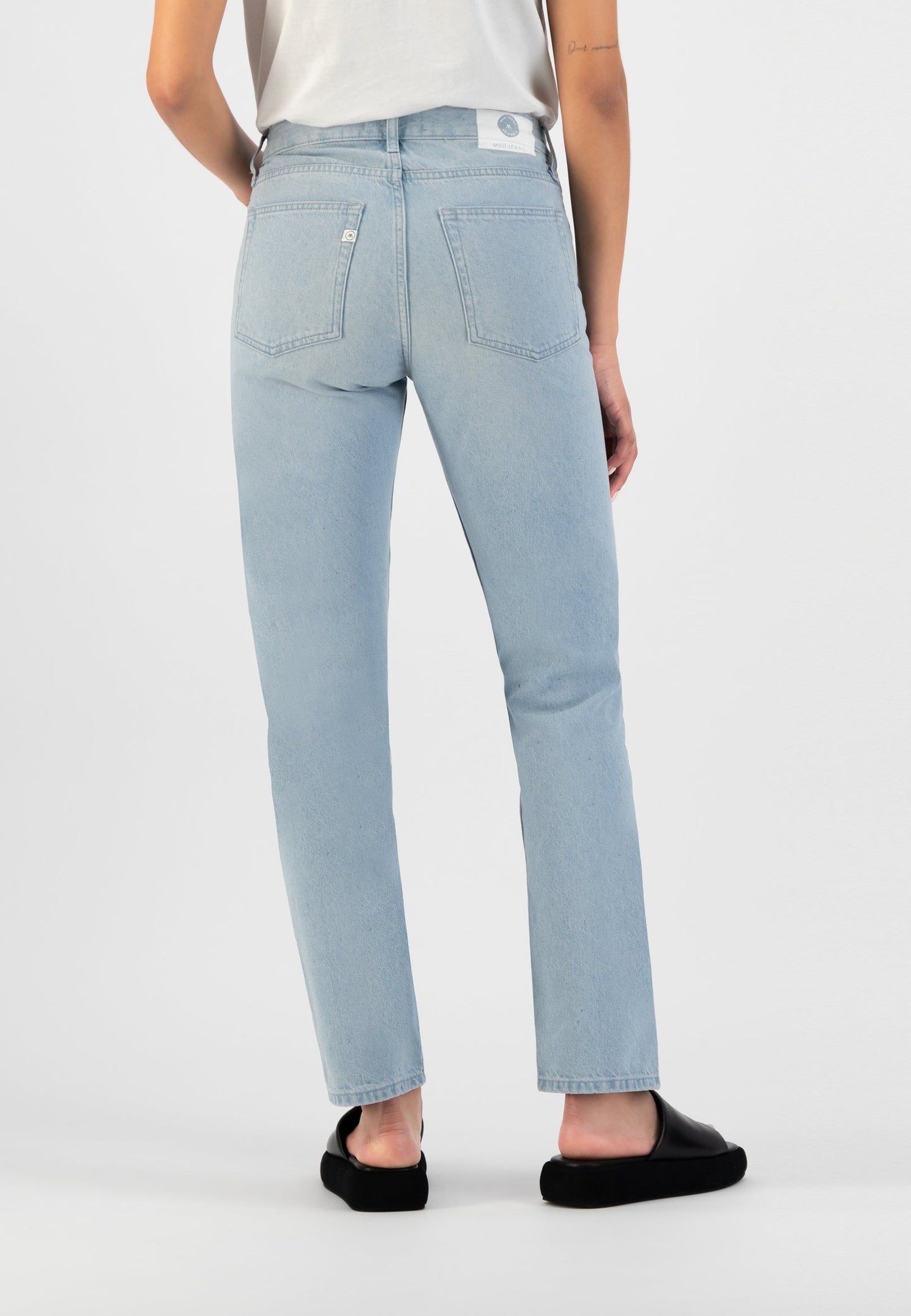 Jean droit bleu clair en coton bio et recyclé - easy go sunny stone