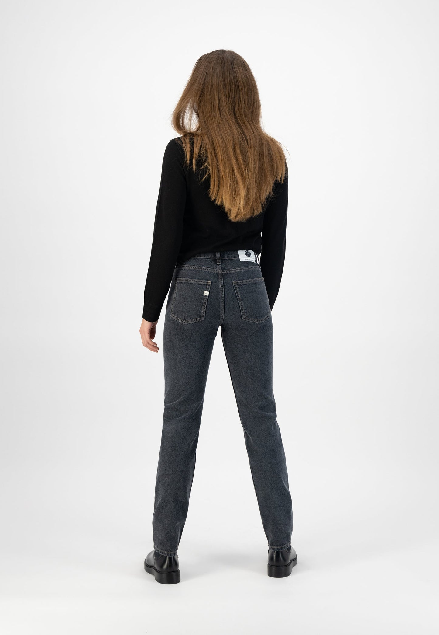 Jean droit en coton bio et recyclé | noir "easy go used black"
