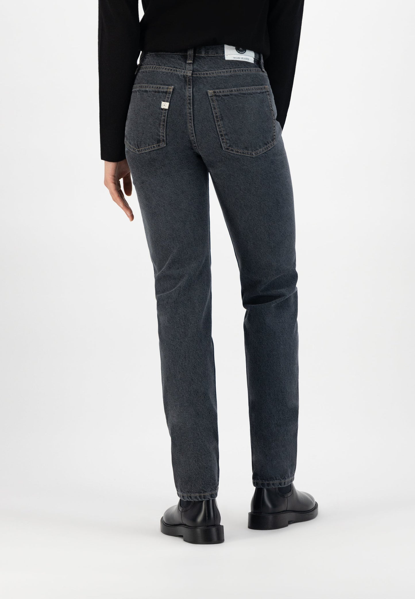 Jean droit en coton bio et recyclé | noir "easy go used black"