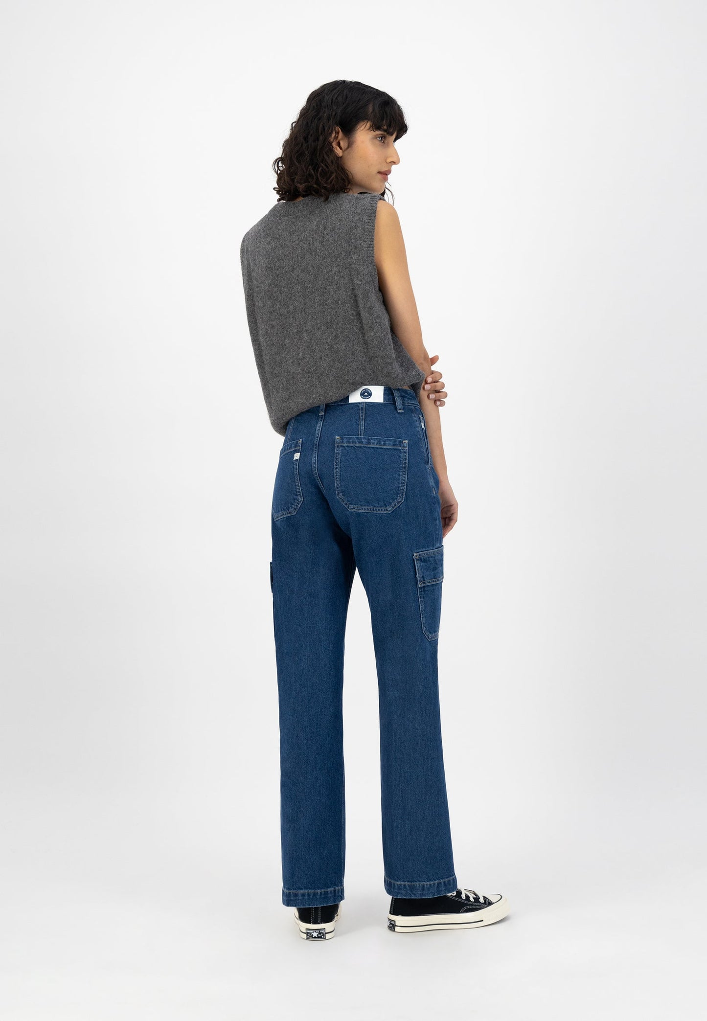 Jean droit large cargo bleu en coton bio et recyclé - wilma works stone indigo