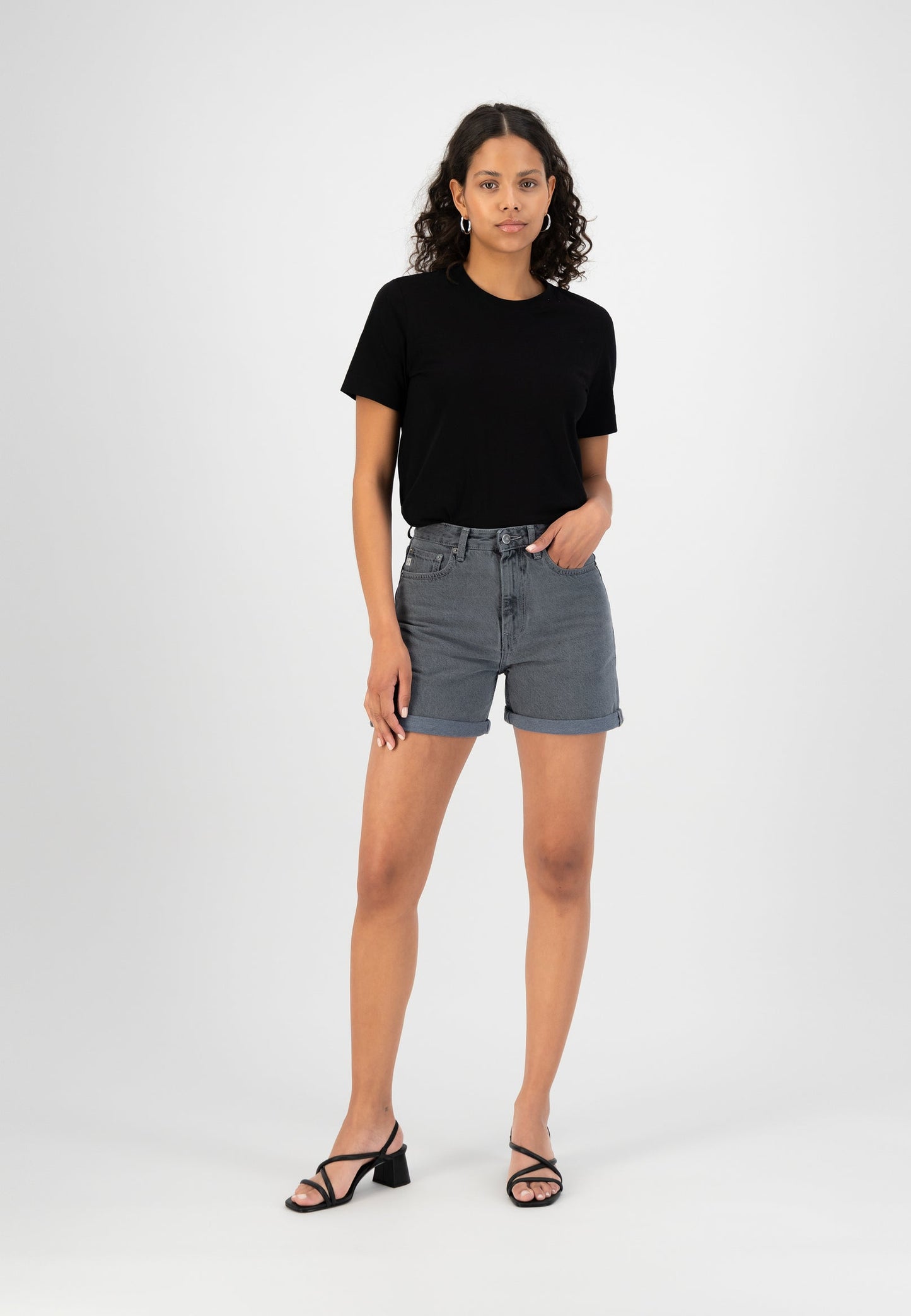 Short en jean en coton bio et recyclé | Gris "marilyn short stone grey"