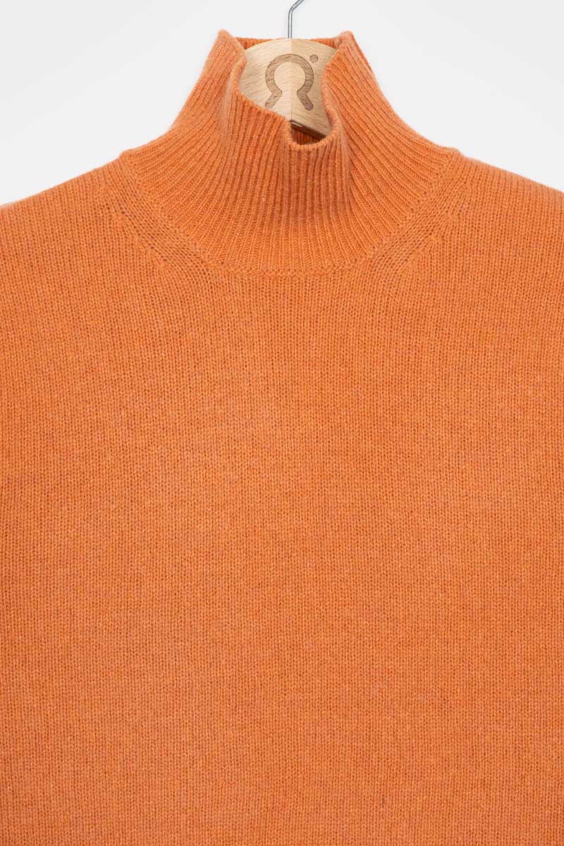 Pull col roulé en cachemire recyclé | orange "maglia ada arancio becco d'oca"