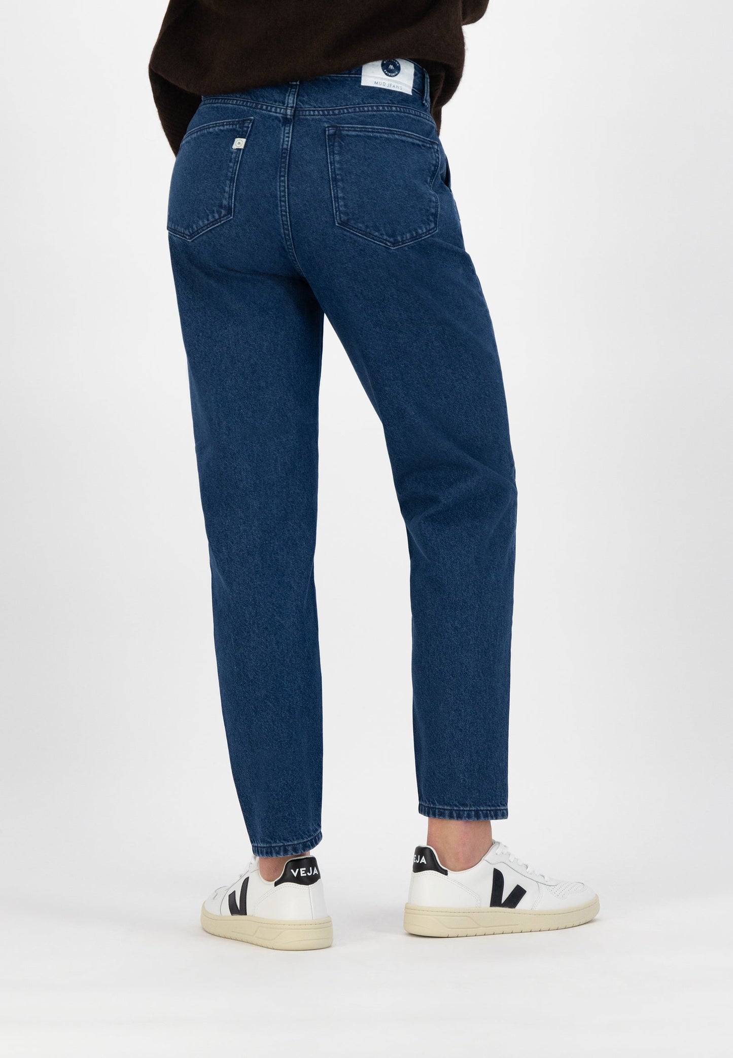 Jean carotte bleu foncé en coton bio et recyclé - loose bailey stone indigo